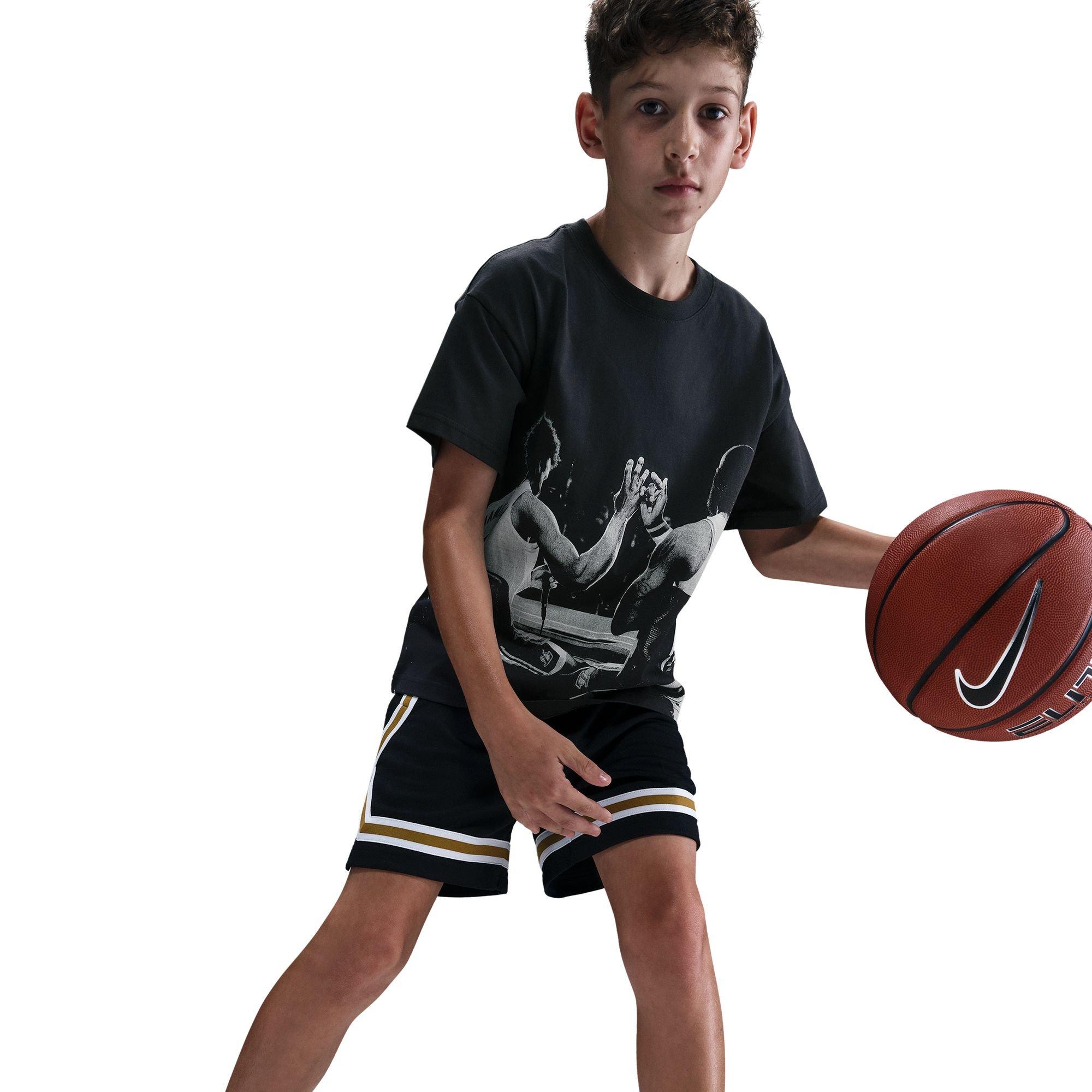 Nike LeBron Max90 Big Kids' "Chosen One" Basketball T-Shirt