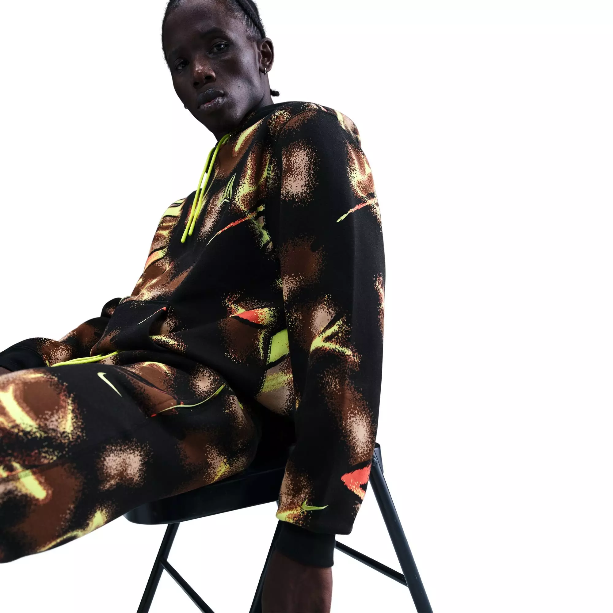 Nike Men's Ja Club Fleece Pullover Hoodie - BLACK/YELLOW