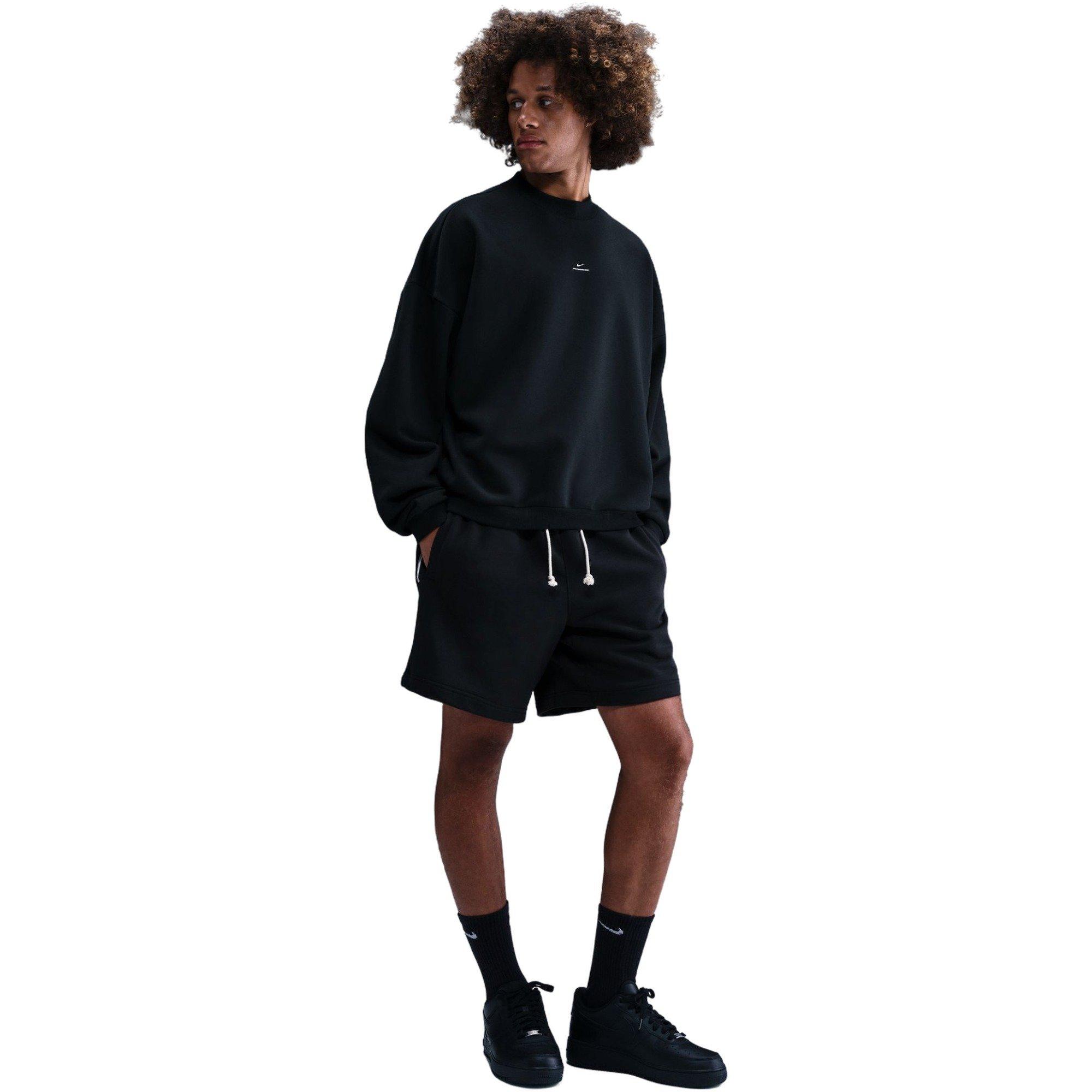 Nike Men's Standard Issue Therma-FIT Basketball Crew - BLACK Thumbnail View 1