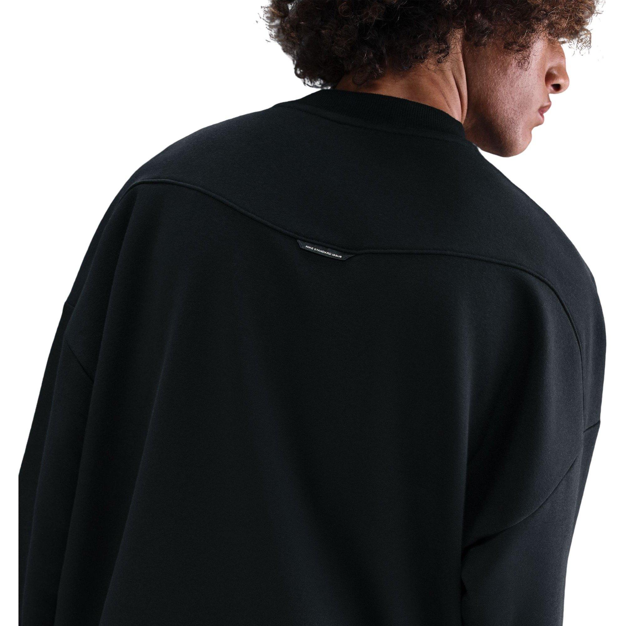 Nike Men's Standard Issue Therma-FIT Basketball Crew - BLACK Thumbnail View 4