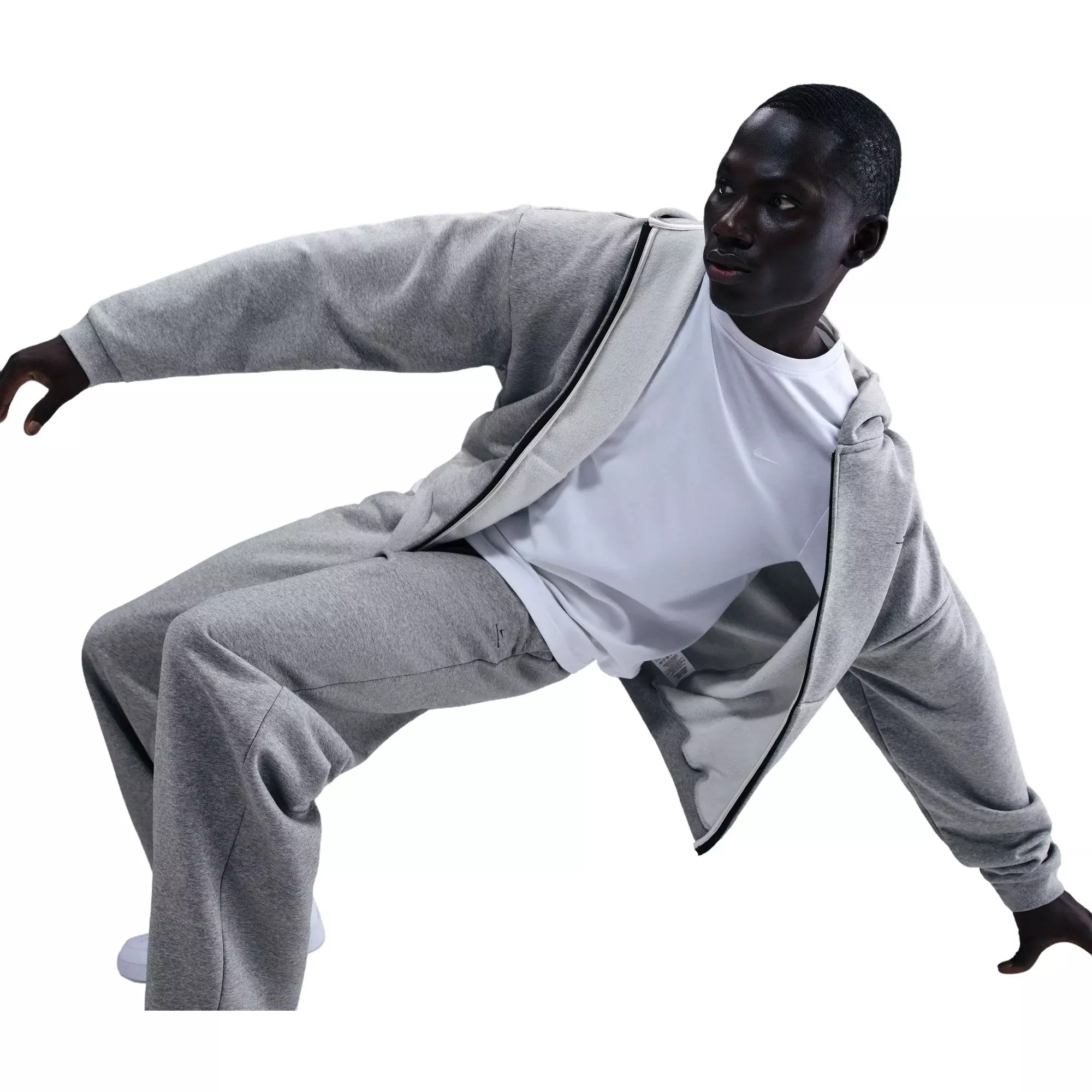 Nike Men's Standard Issue Therma-FIT Brushed Open-Hem Basketball Pants - GREY