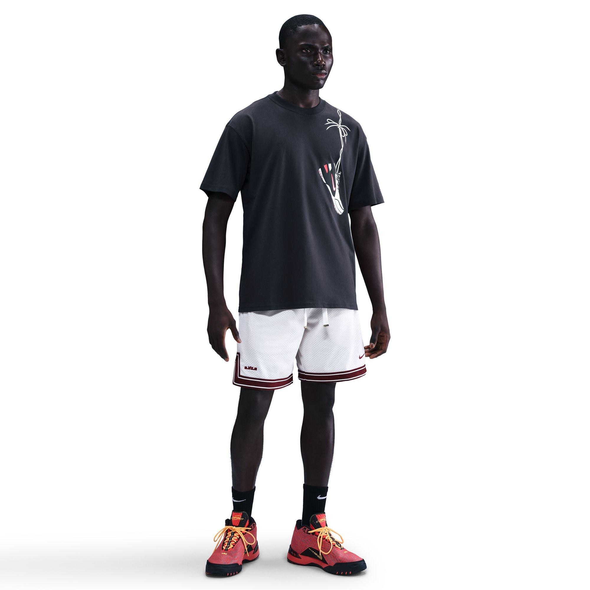 Nike LeBron "Grand Opening" Men's Basketball Tee - BLACK Thumbnail View 3