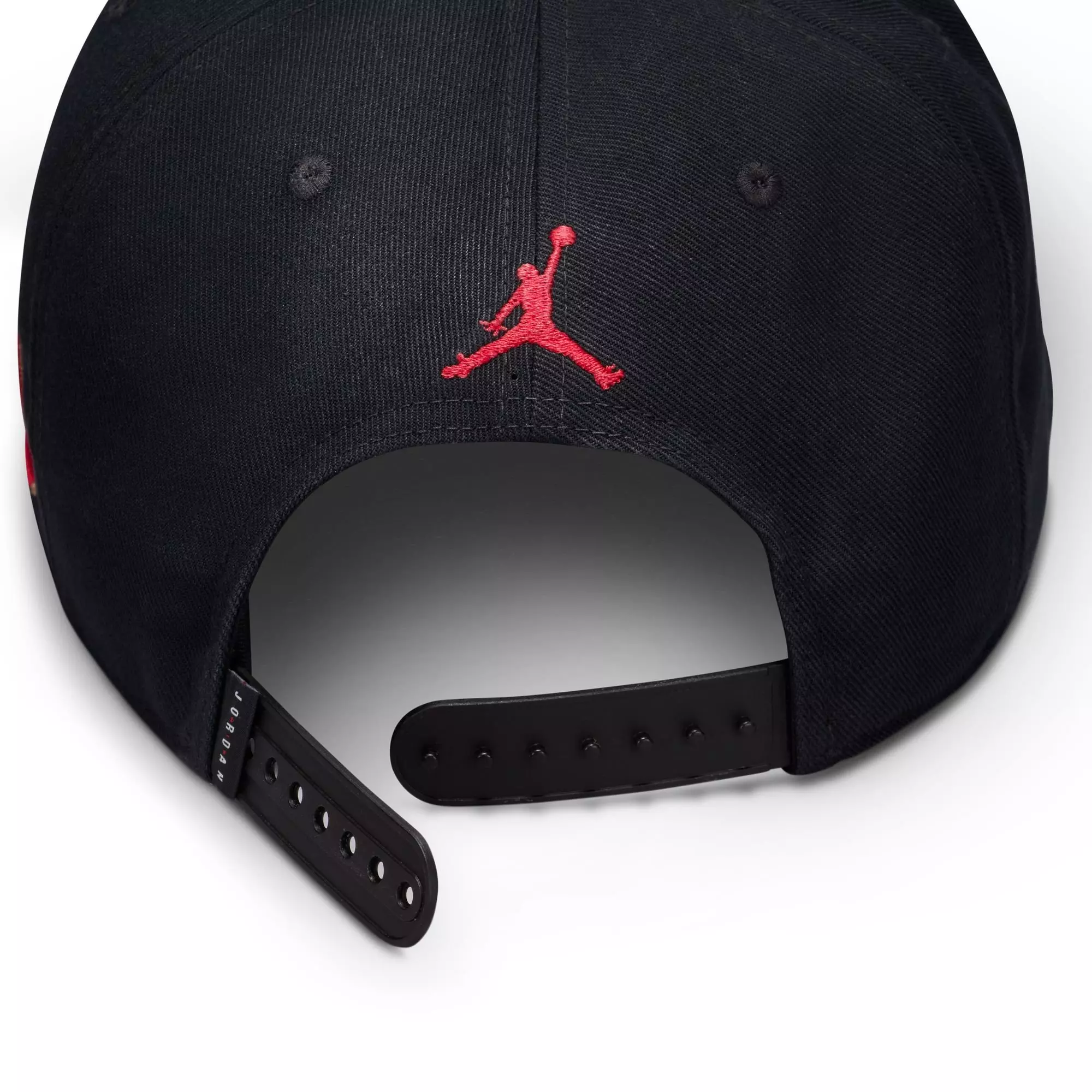 Jordan Basketball Pro Snapback Cap-Black - BLACK