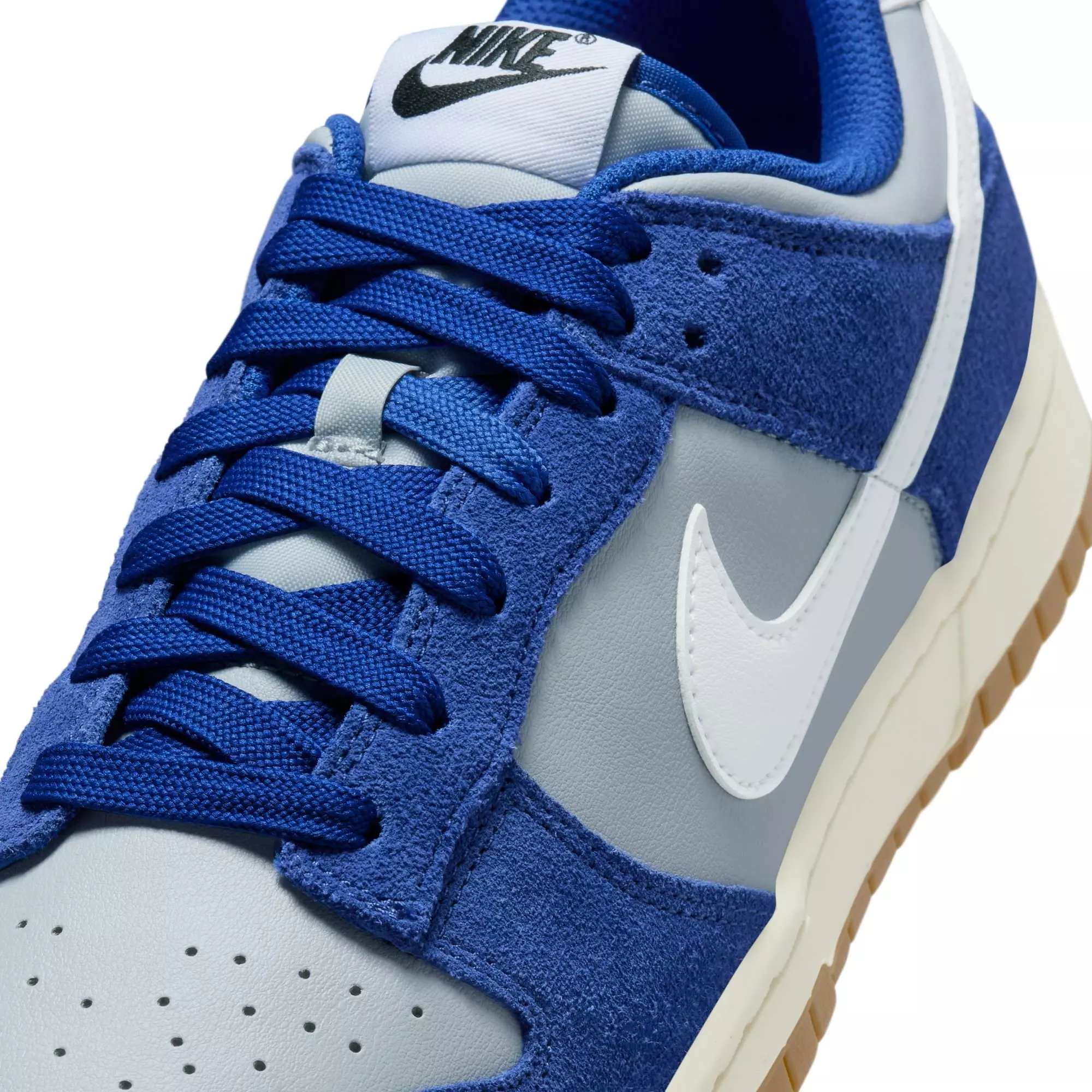 Nike Dunk Low Retro SE "Wolf Grey/White/Deep Royal Blue/Sail" Men's Shoe - GREY/BLUE