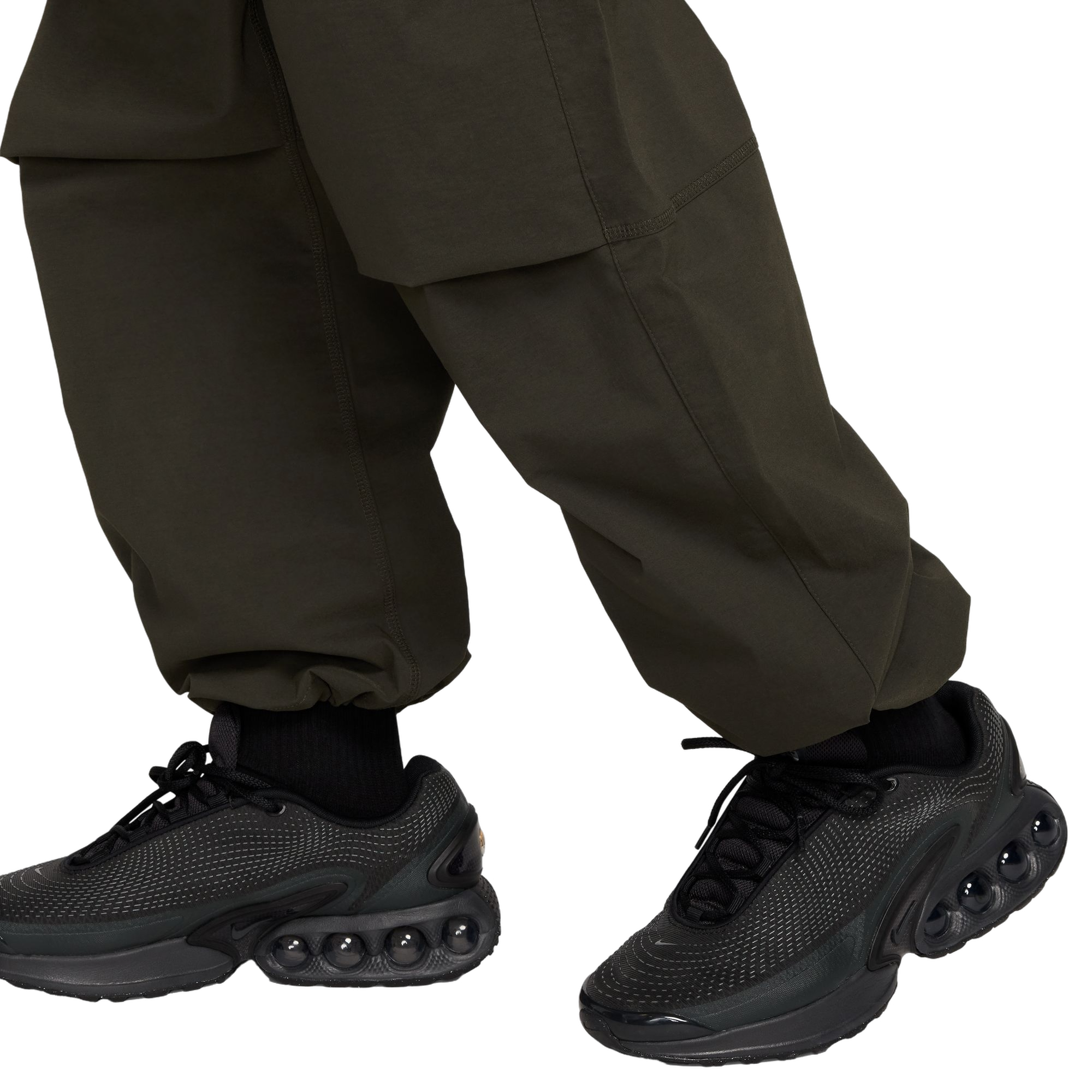 Nike Men's Tech Woven Oversized Pants - Green - GREEN Thumbnail View 9