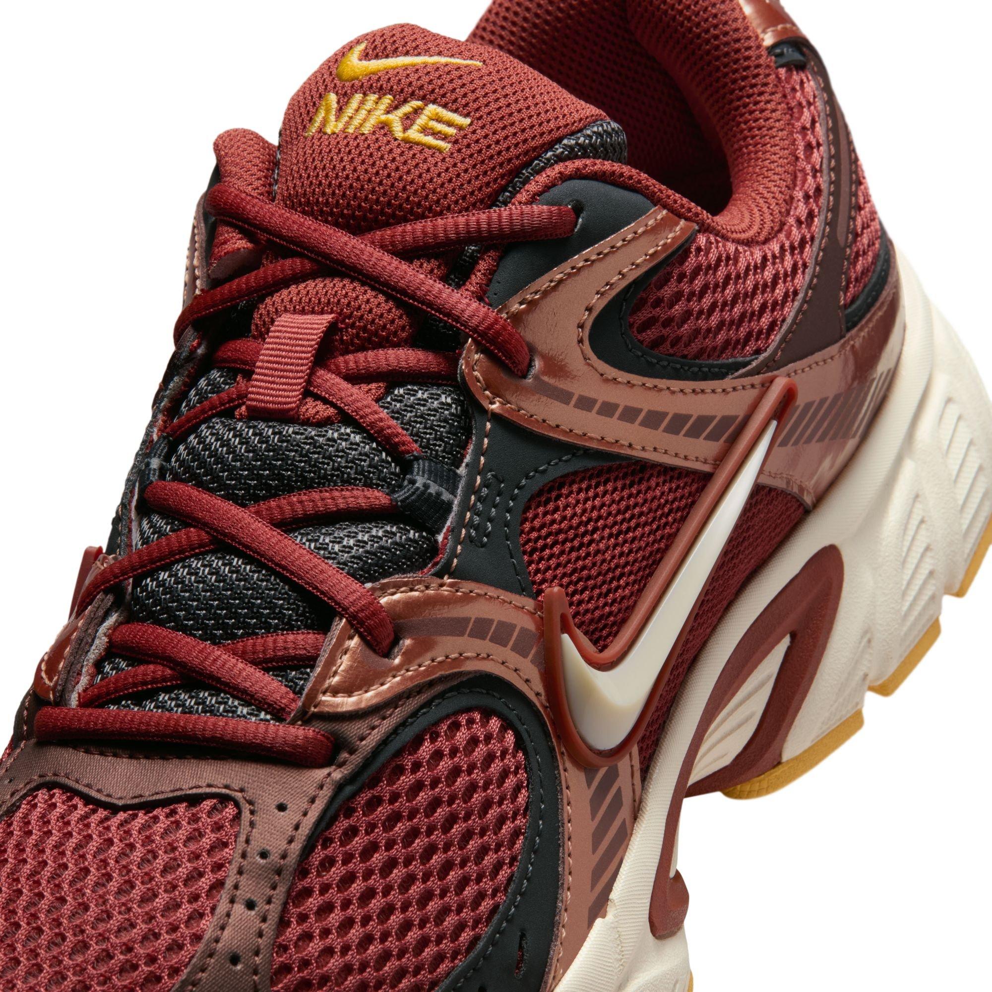 Nike N7 V5 RNR "Mars Stone" Unisex Shoe - MARS STONE/SOFT PEARL/TOPAZ GOLD Thumbnail View 4