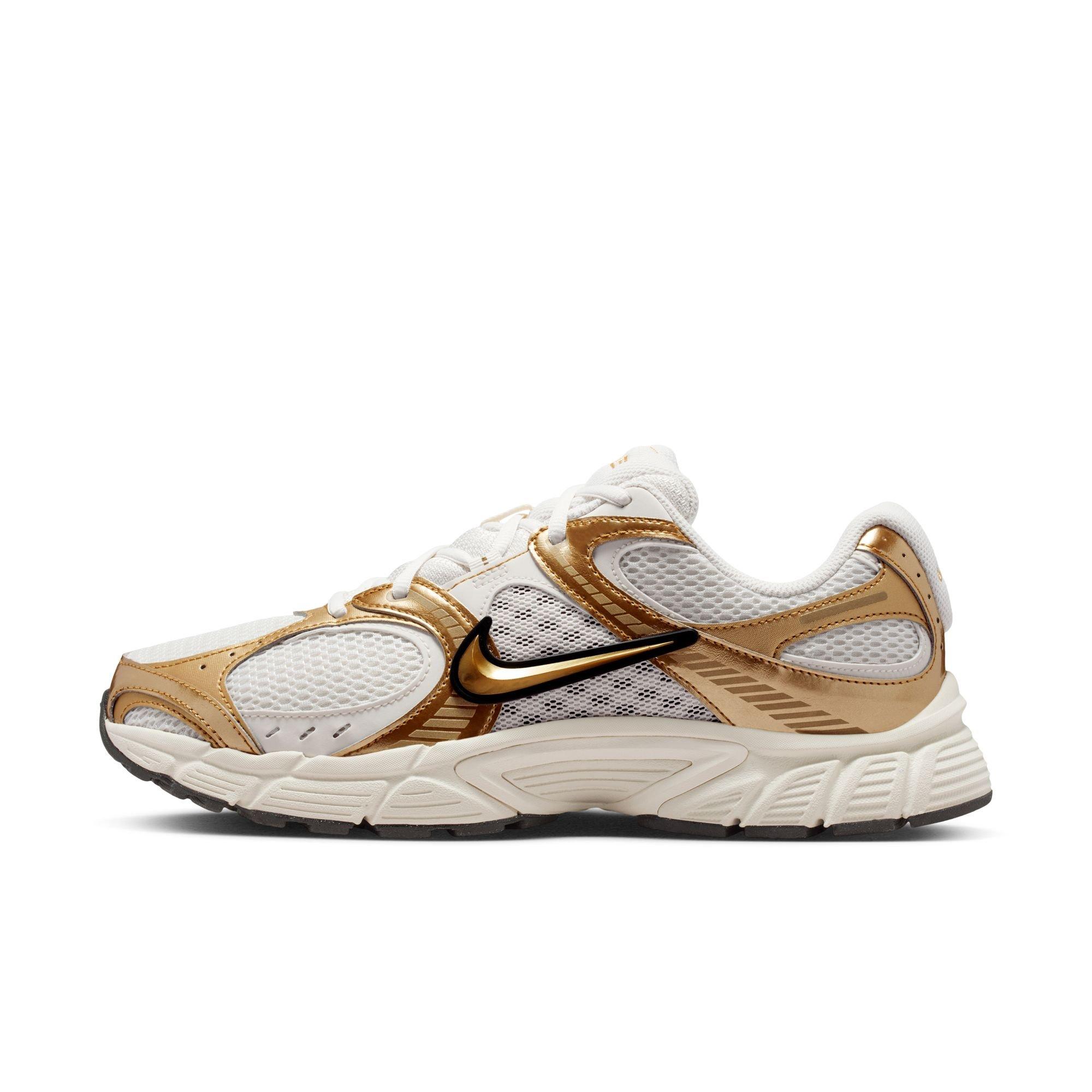 Nike V5 RNR "Phantom/Metallic Gold/Phantom Black" Men's Shoe - METALLIC GOLD Thumbnail View 3
