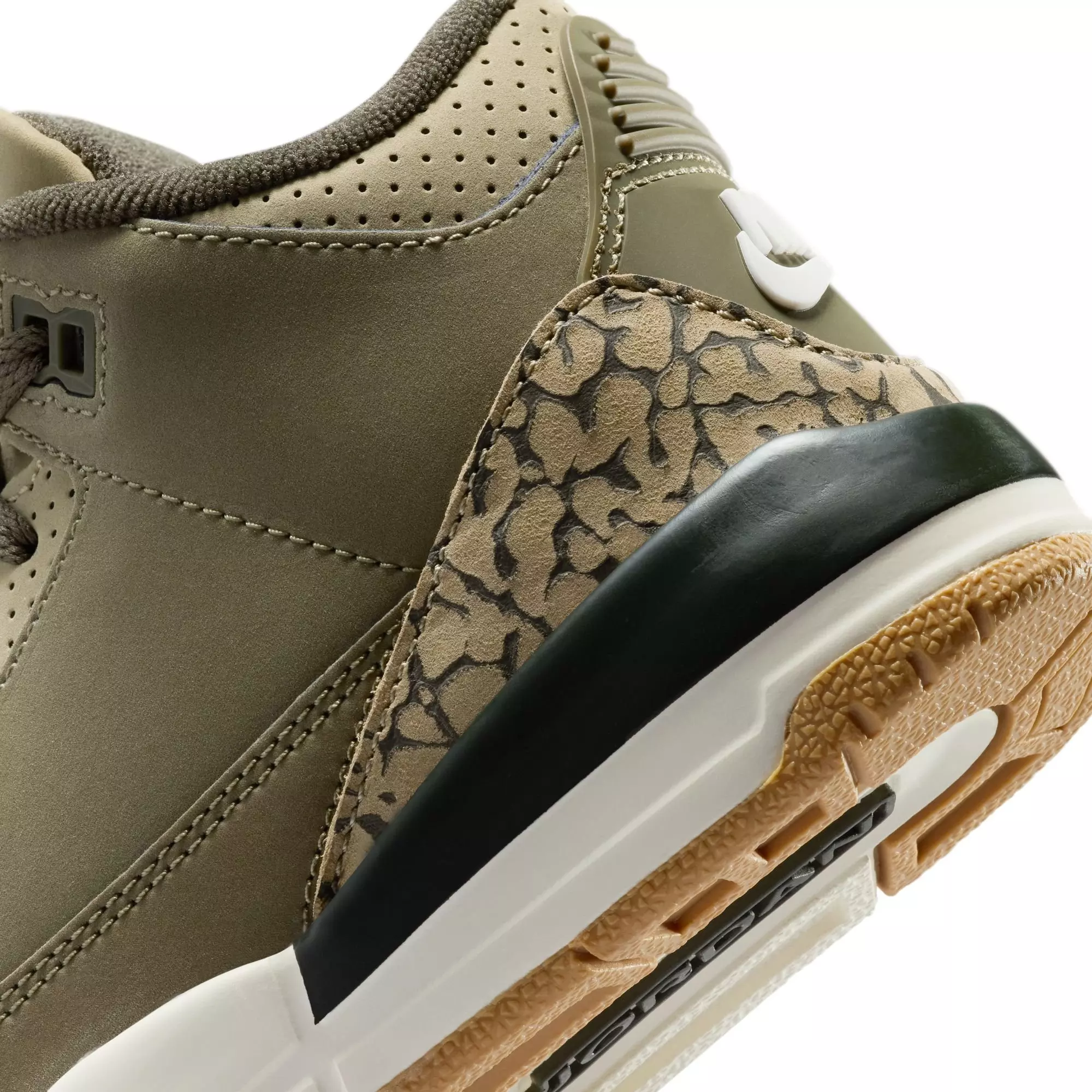 Jordan 3 Retro "Family Affair" Preschool Kids' Shoe - OLIVE/SEQUOIA/SAIL