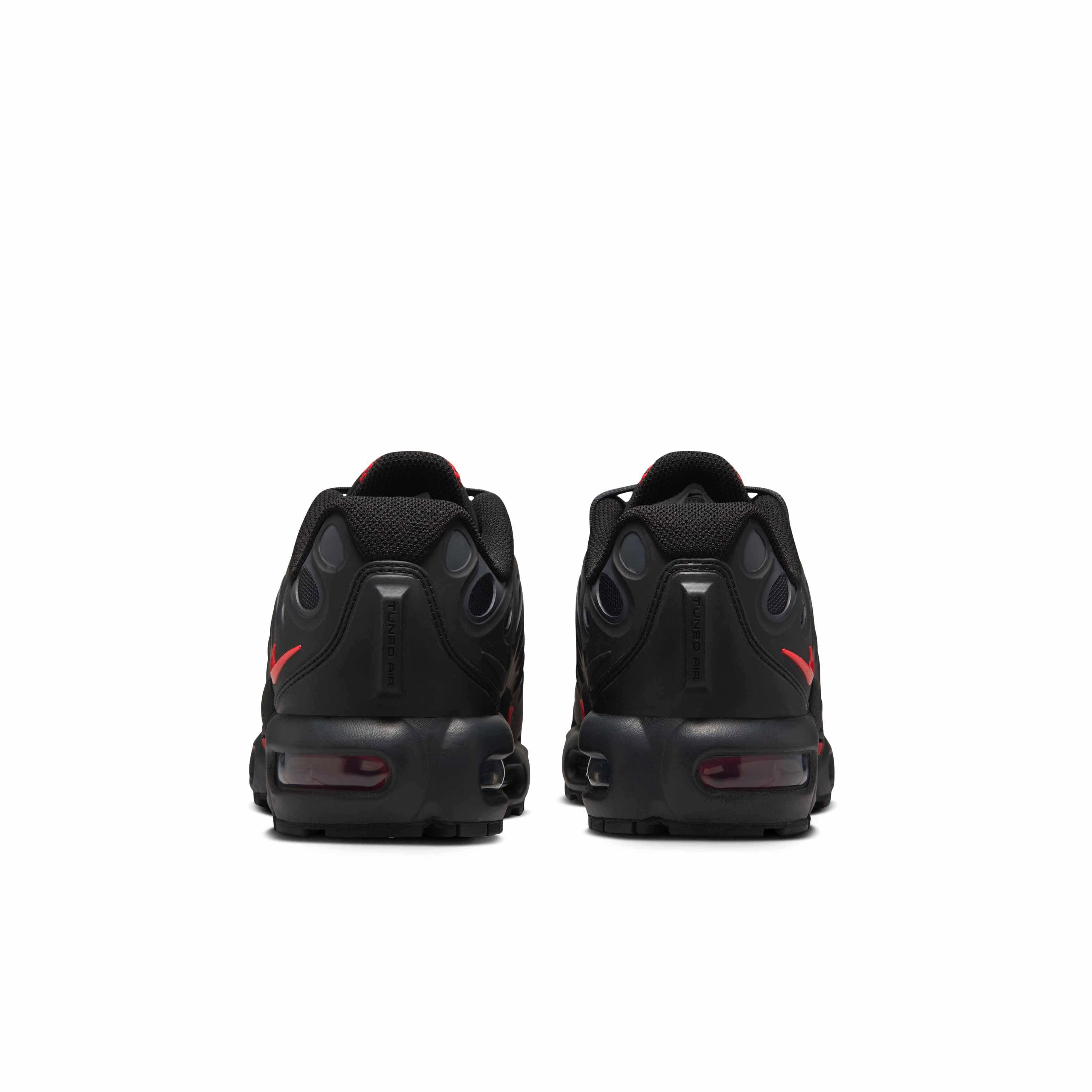 Nike Air Max Plus Drift Grade School Boys' "Black/Dark Smoke Grey/University Red" Shoe