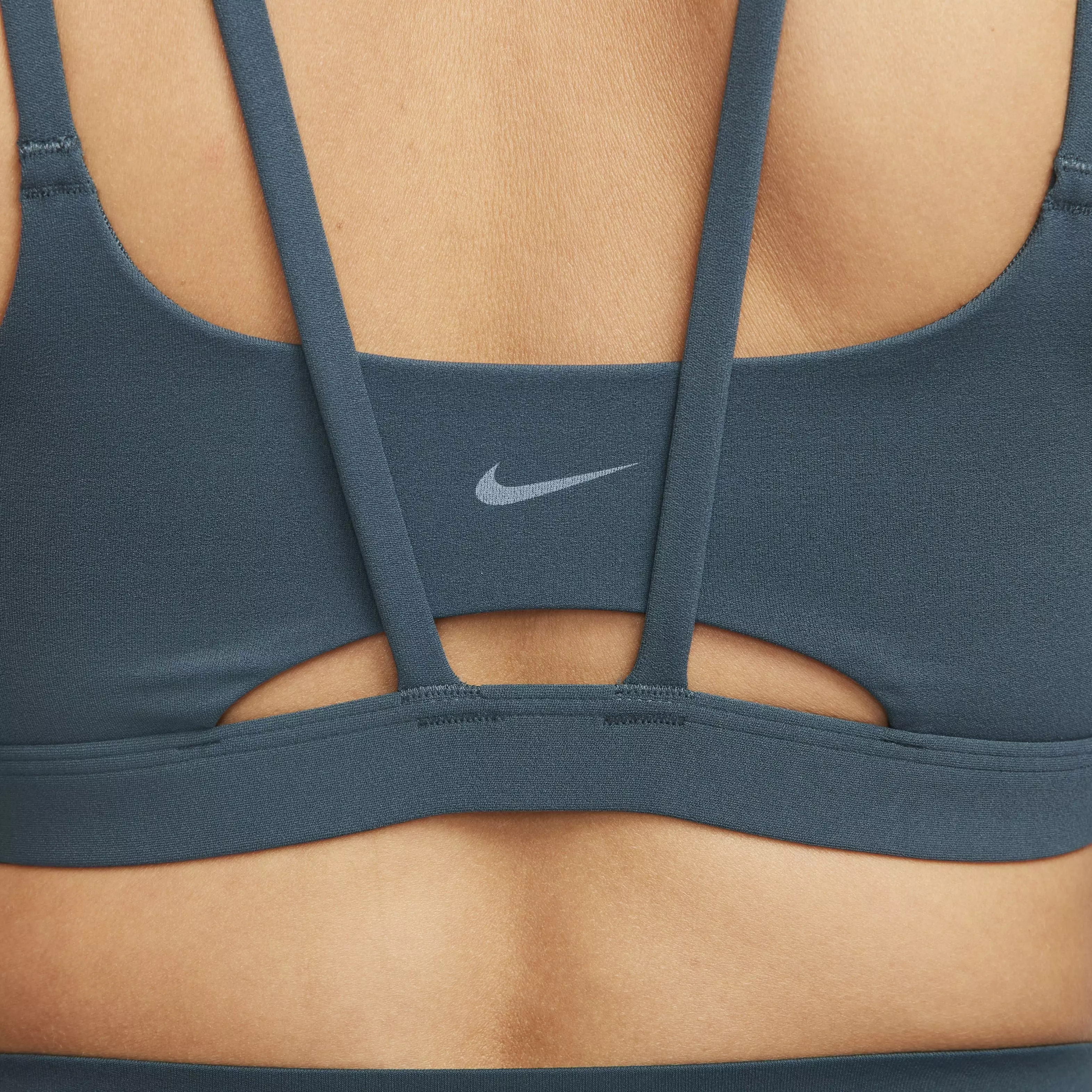 Nike Women's Dri-FIT Alate Trace Light Support Padded Strappy Sports Bra - GREEN