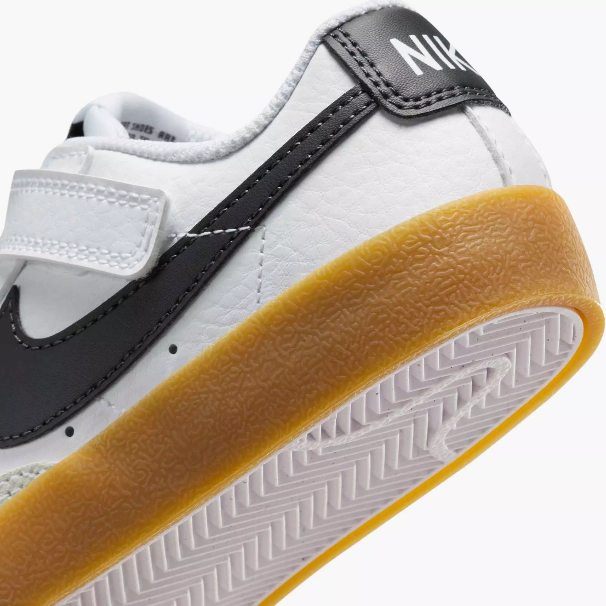 Nike Blazer Low '77 "White/Gum Light Brown/Anthracite" Preschool Boys' Shoe - WHITE/BROWN/GREY