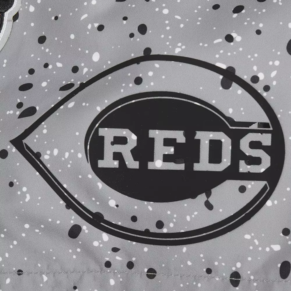 Pro Standard Youth Cincinnati Reds Cement Shorts-White/Grey - WHITE/GREY