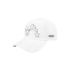 Pro Standard Chicago Bulls Pure Money Snapback Hat-White