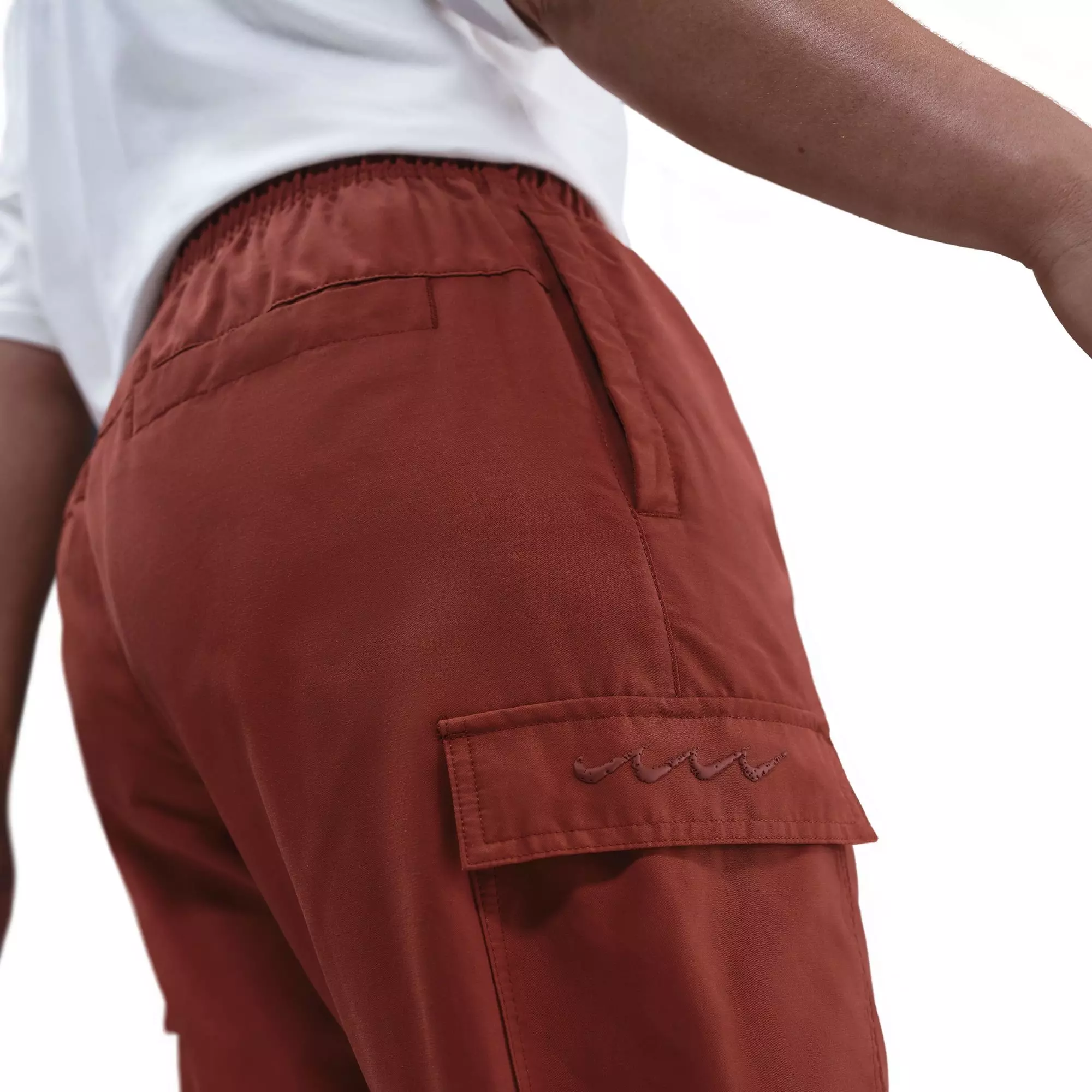 Nike N7 Open-Hem Woven Cargo Pant - BROWN