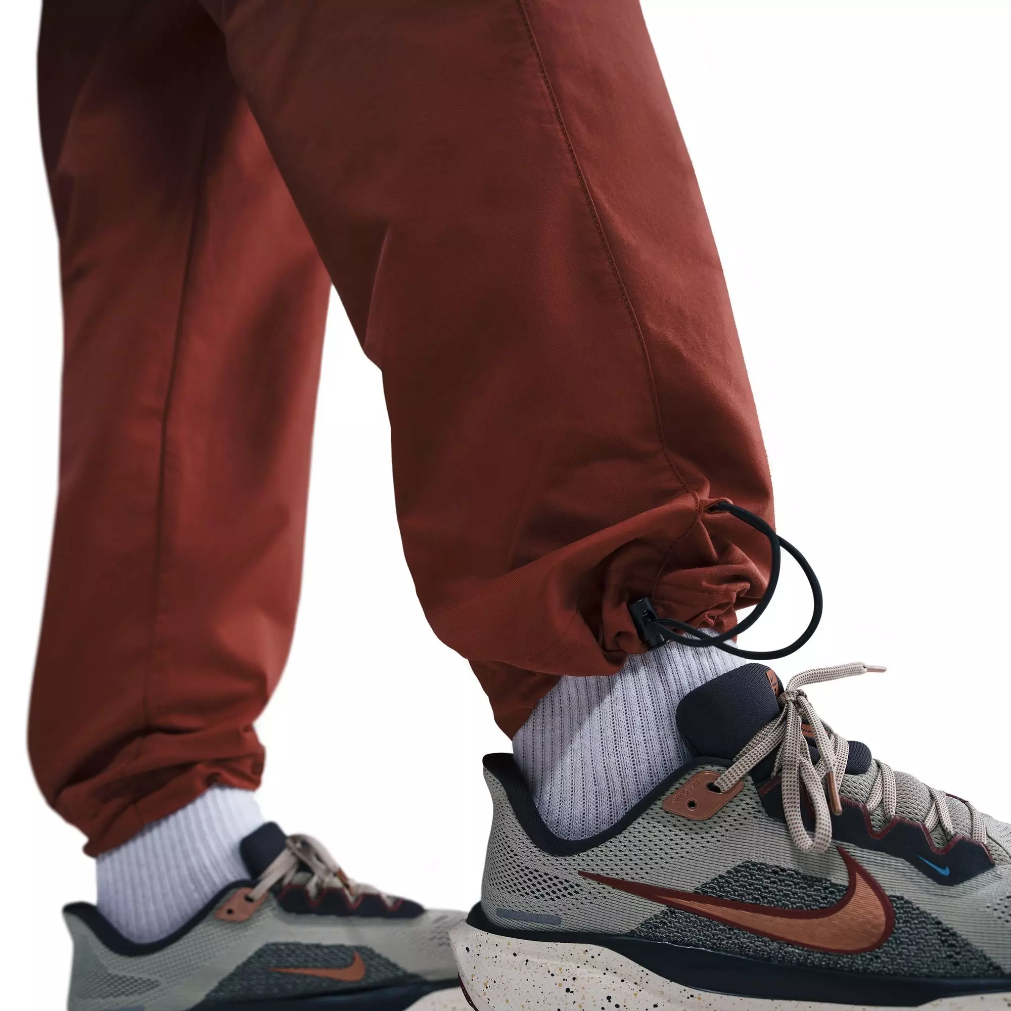 Nike N7 Open-Hem Woven Cargo Pant - BROWN