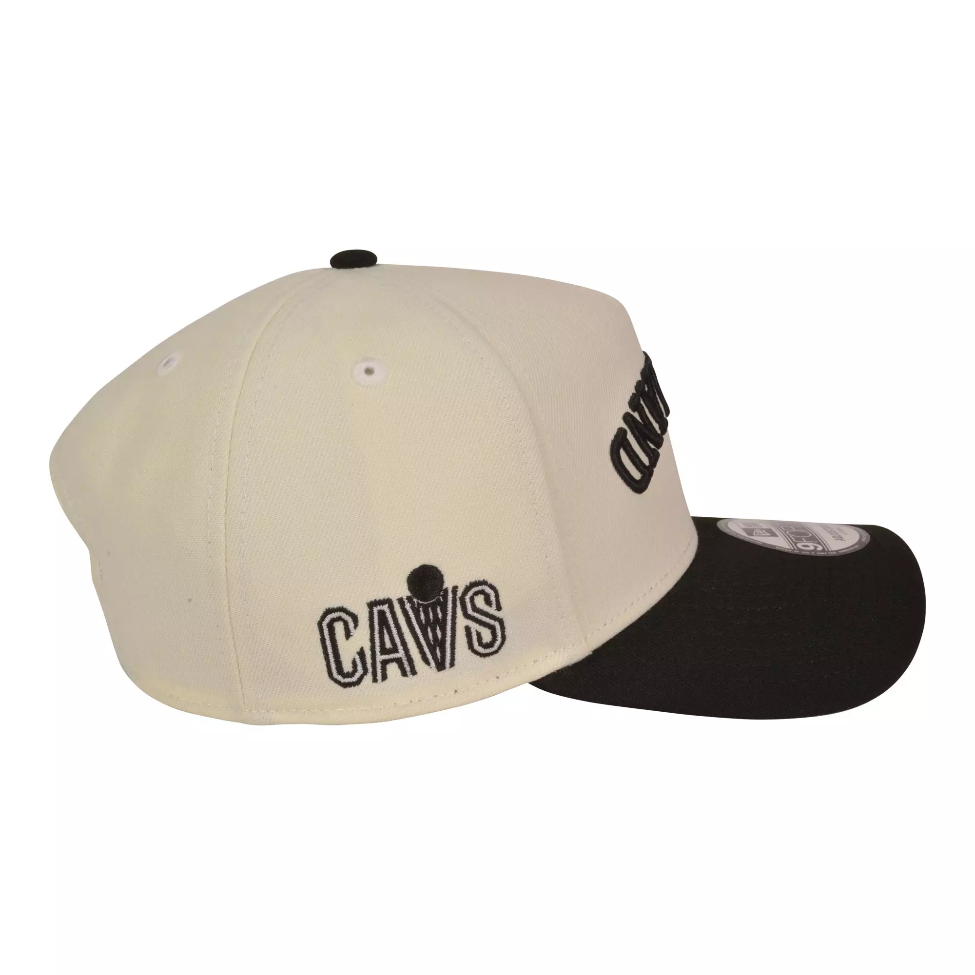 New Era Cleveland Cavaliers 9FORTY Upside Down Snapback Hat-Off White/Black - OFF-WHITE/BLACK