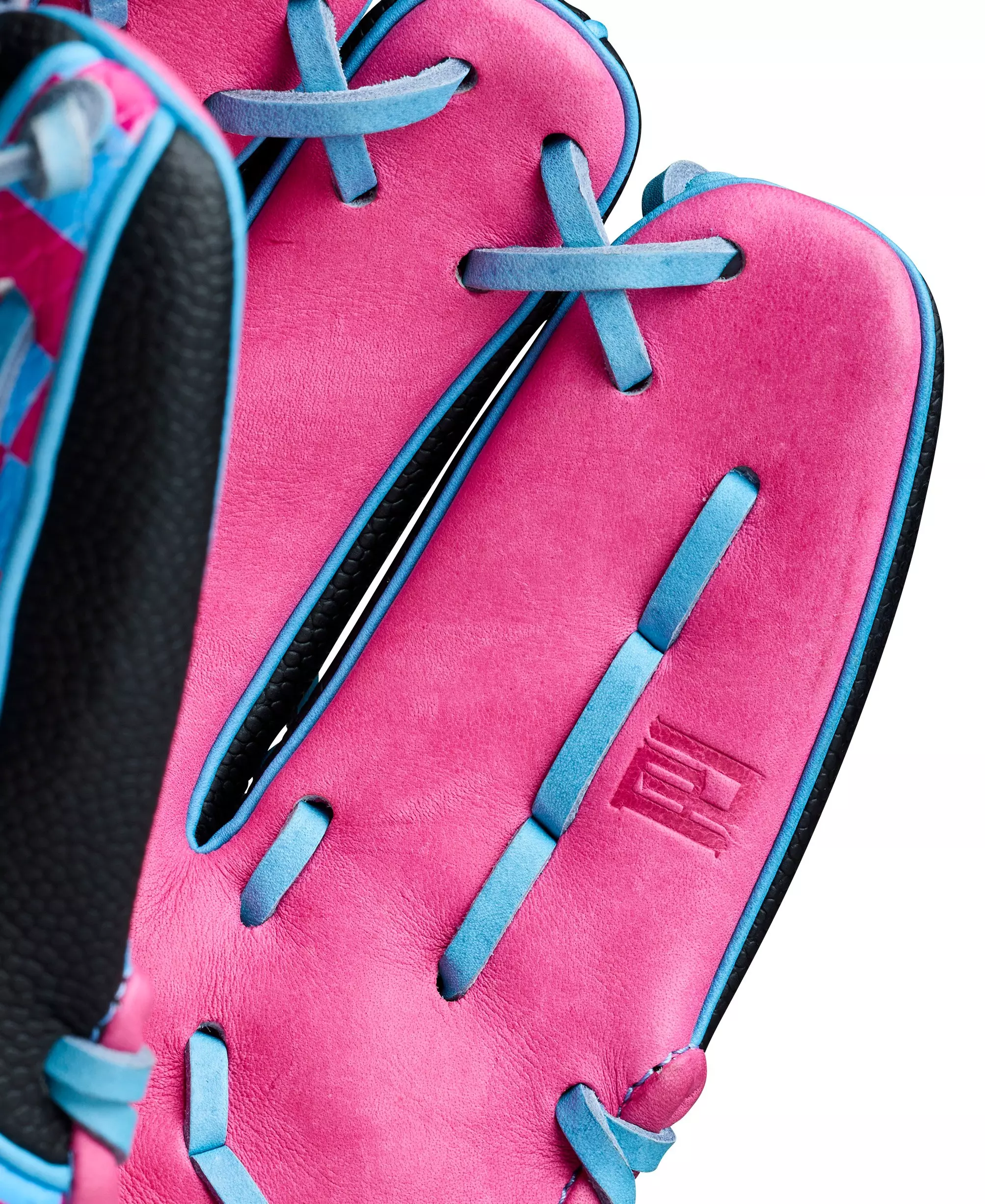 Wilson Pottstown Checkerboard A2000 1786SS 11.5” Infield Baseball Glove 2025 - BLACK/PINK