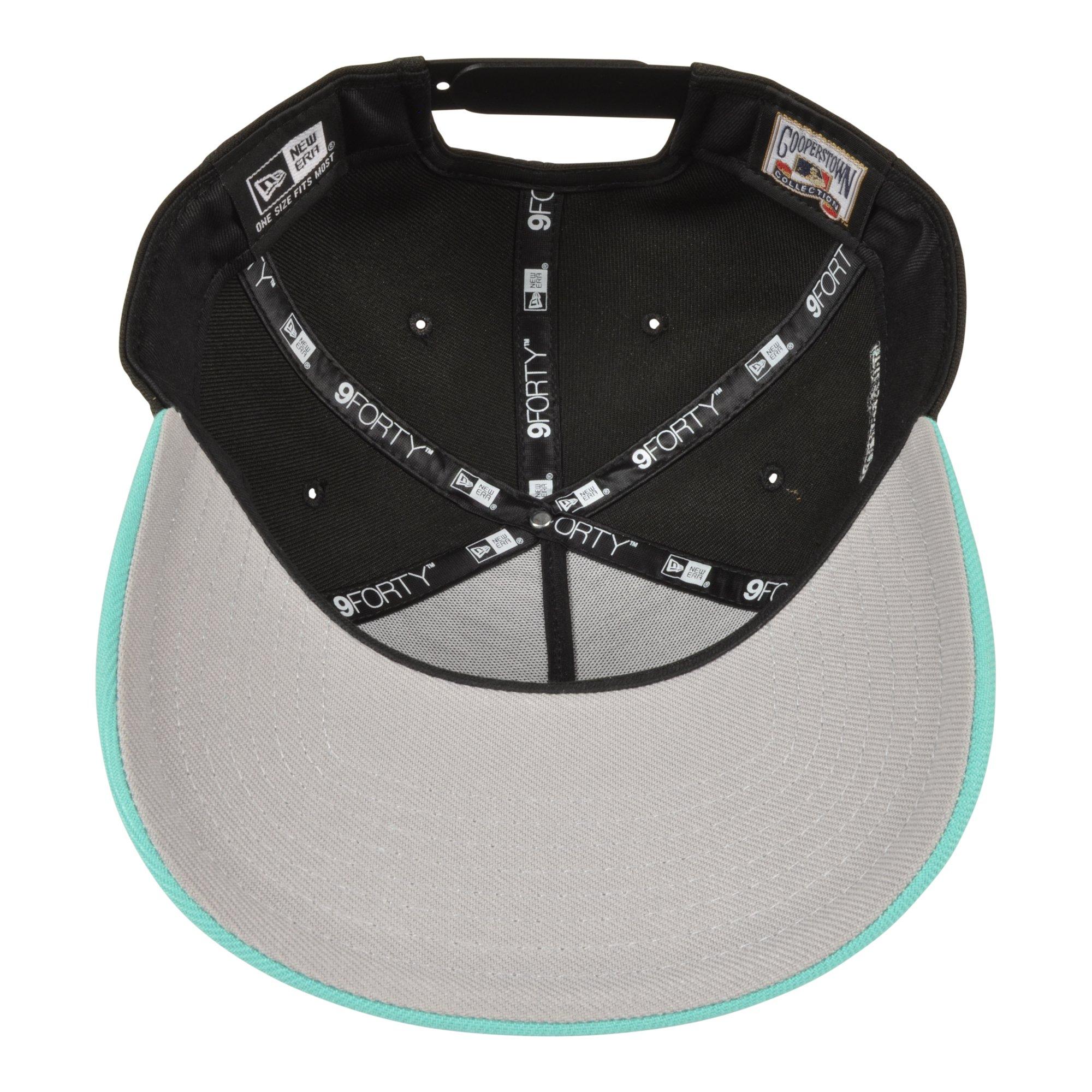 New Era Atlanta Braves 9FORTY A-Frame Black/Mint Snapback Hat