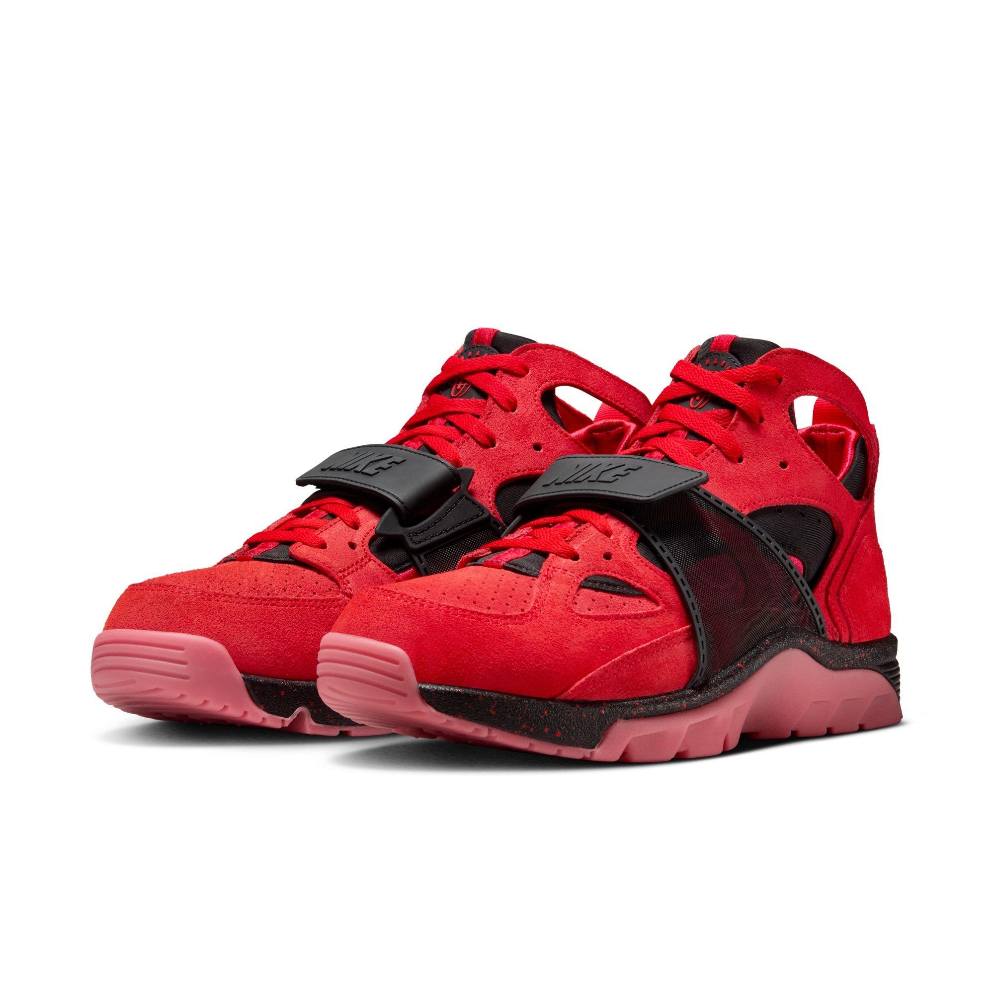Nike Air Trainer Huarache "Challenge Red" Men's Shoe - CHALLENGE RED/BLACK Thumbnail View 4