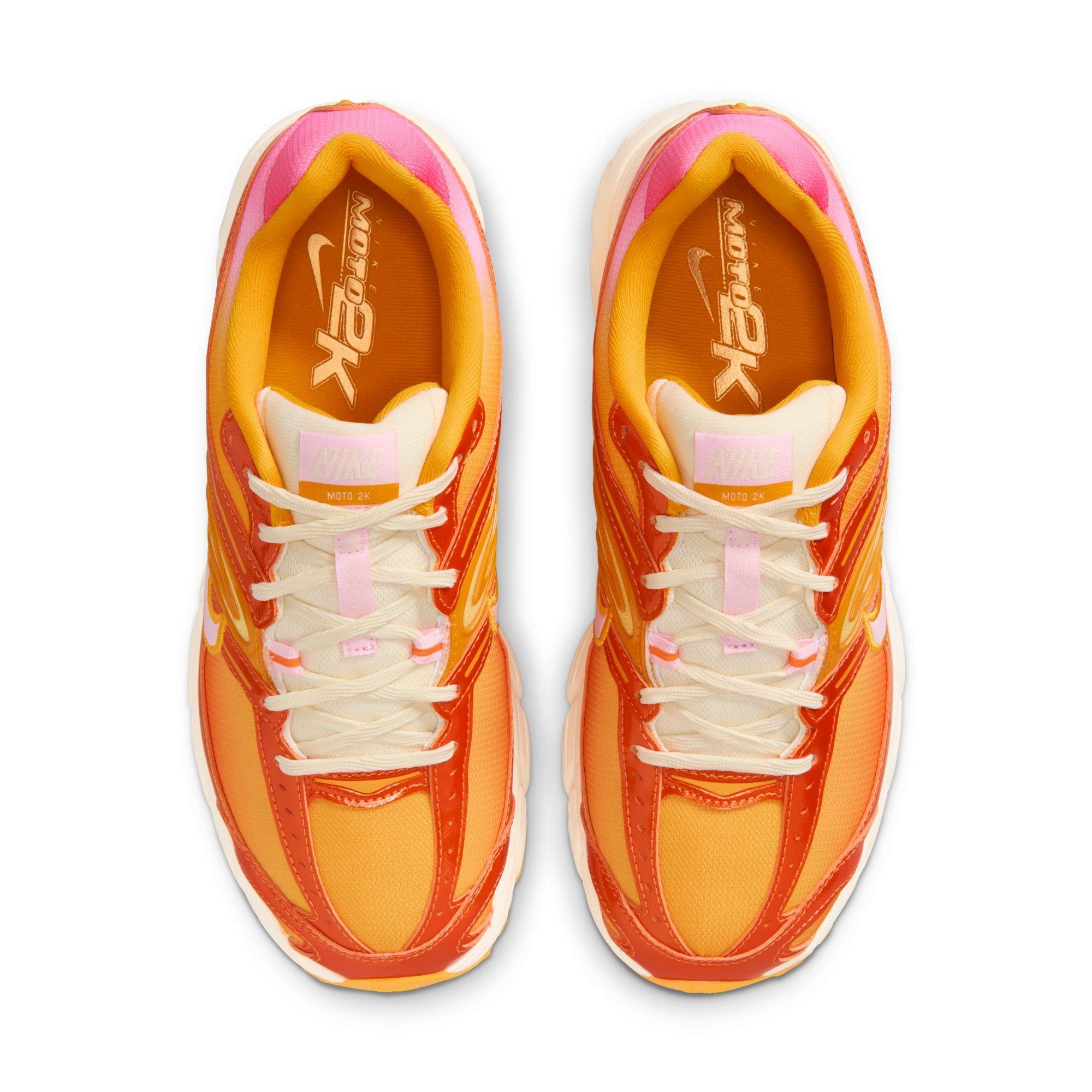 Nike Air Max Moto 2K "Orange Horizon" Women's Shoe - ORANGE HORIZON/PINK FOAM/UNIVERSITY GOLD Thumbnail View 11