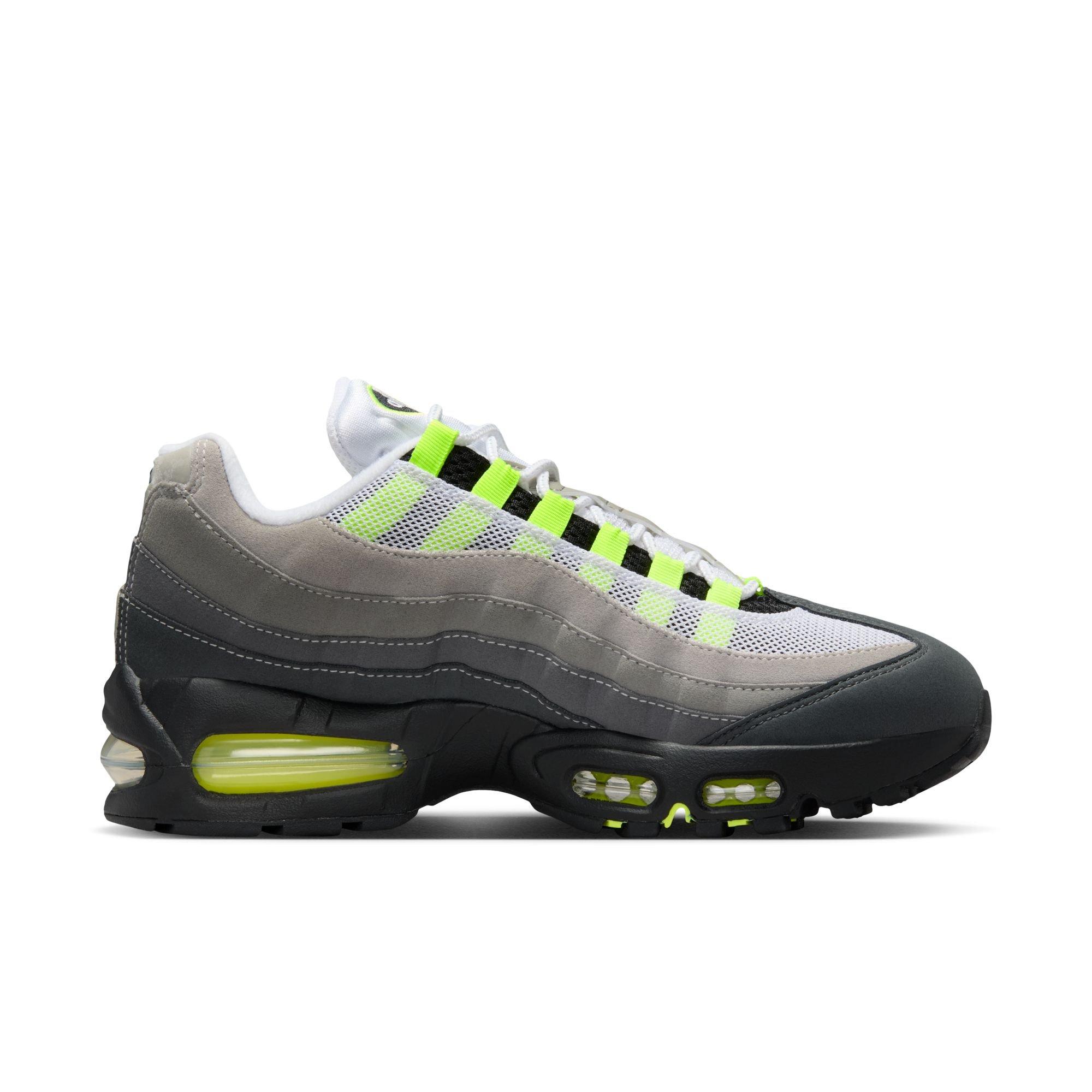 Nike Air Max 95 "Big Bubble" Women's Shoe - BLACK/NEON YELLOW/ANTHRACITE/LT GRAPHITE Thumbnail View 3