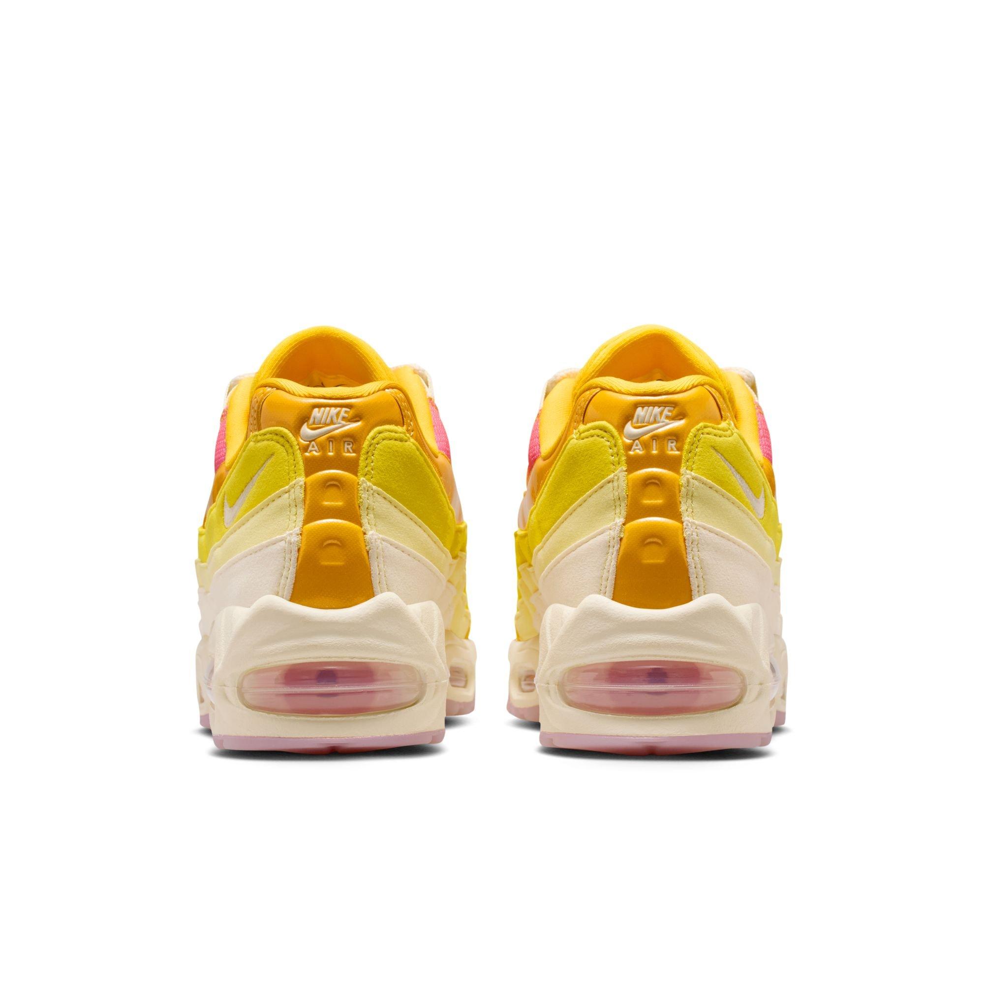 Nike Air Max 95 Big Bubble "University Gold" Women's Shoe - UNIVERSITY GOLD/COCONUT MILK/PINK FOAM Thumbnail View 10