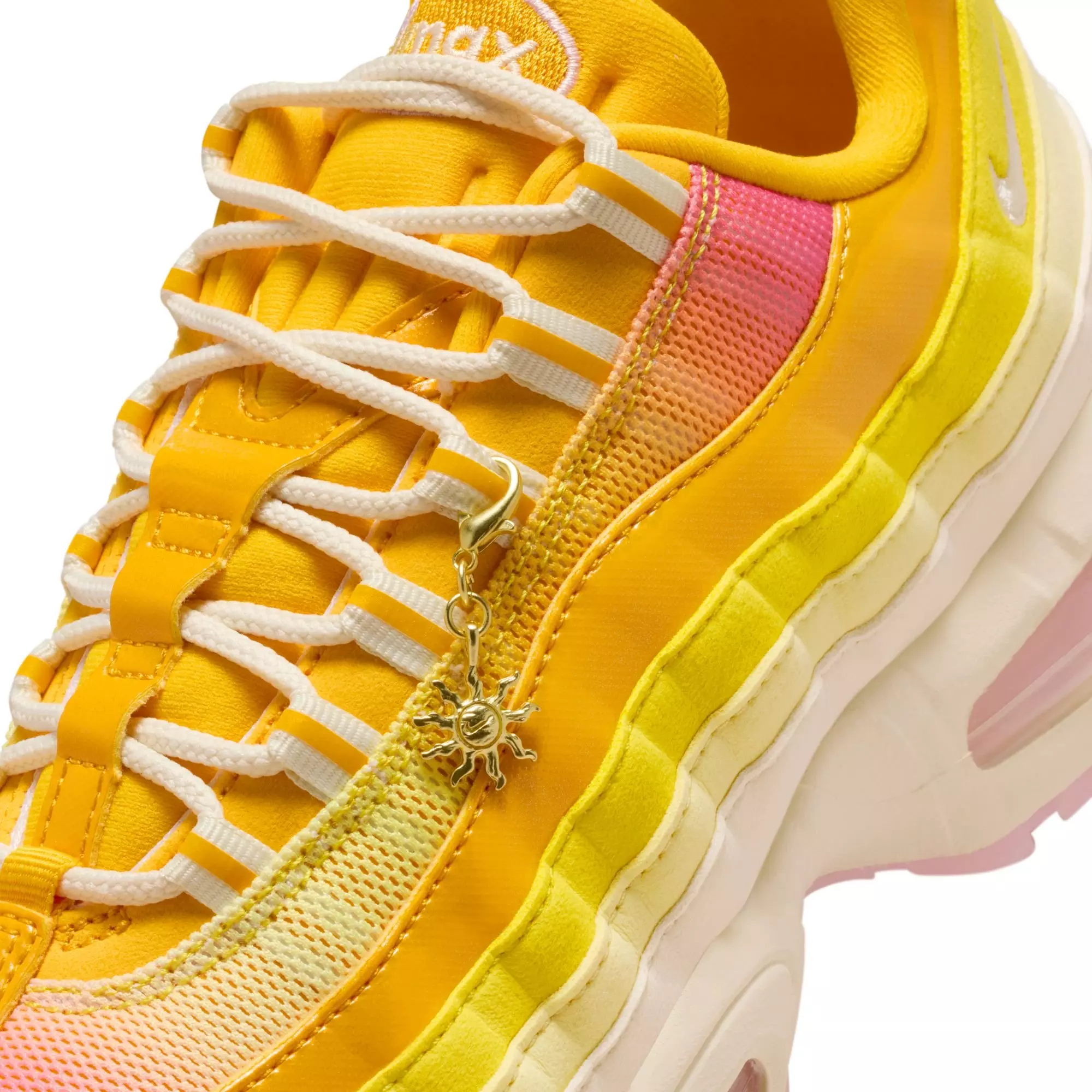 Nike Air Max 95 Big Bubble "University Gold" Women's Shoe - UNIVERSITY GOLD/COCONUT MILK/PINK FOAM