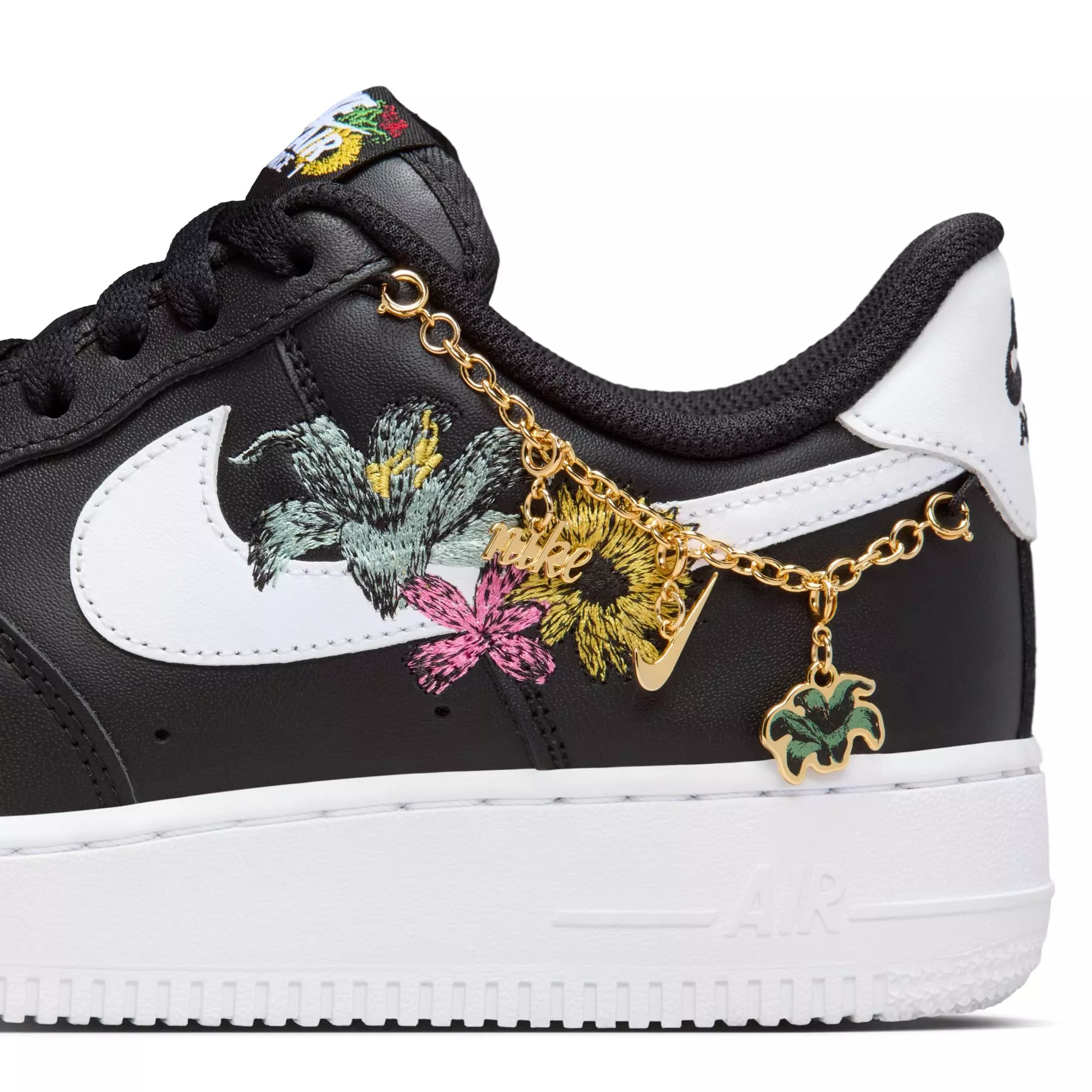 Nike Air Force 1 '07 Premium "Now Accepting All Flowers" Women's Shoe - BLACK/WHITE/METALLIC GOLD