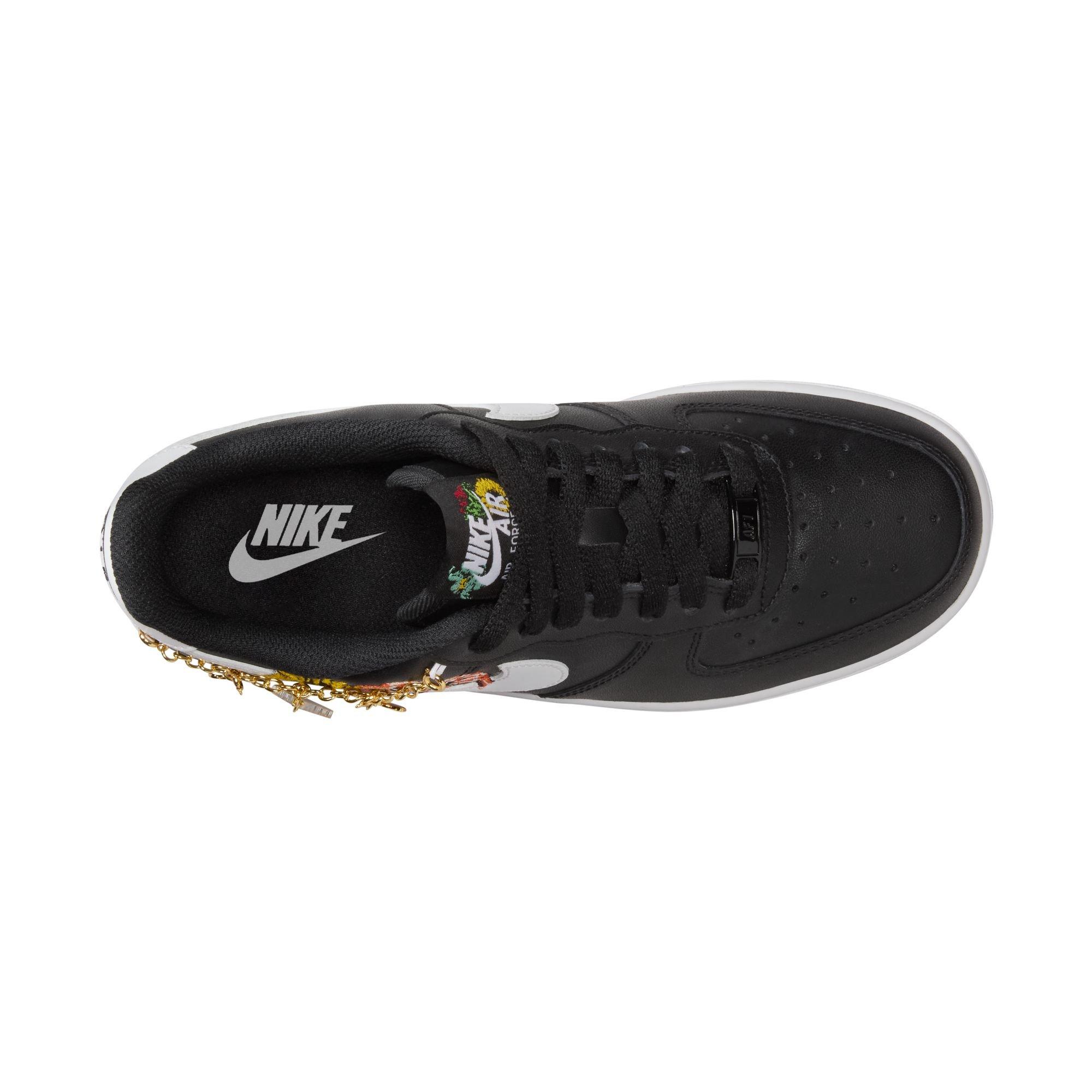 Nike Air Force 1 '07 Premium "Now Accepting All Flowers" Women's Shoe - BLACK/WHITE/METALLIC GOLD Thumbnail View 9