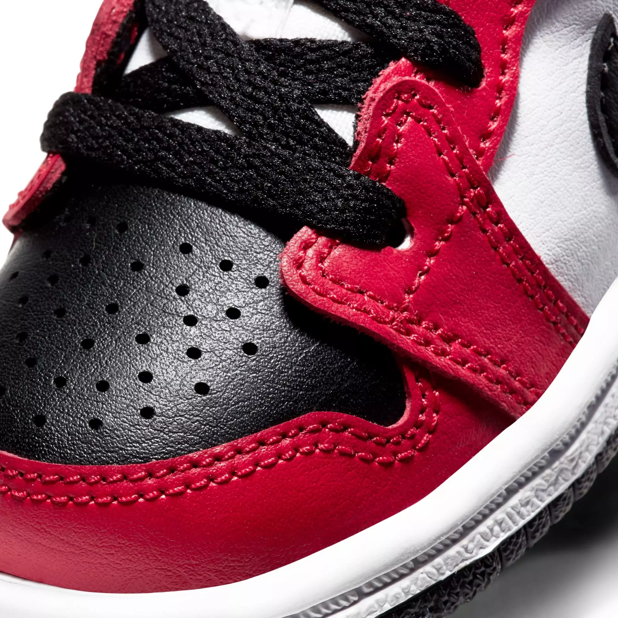 Jordan 1 Mid "Black/Gym Red" Toddler Boys' Shoe - BLACK/RED/WHITE