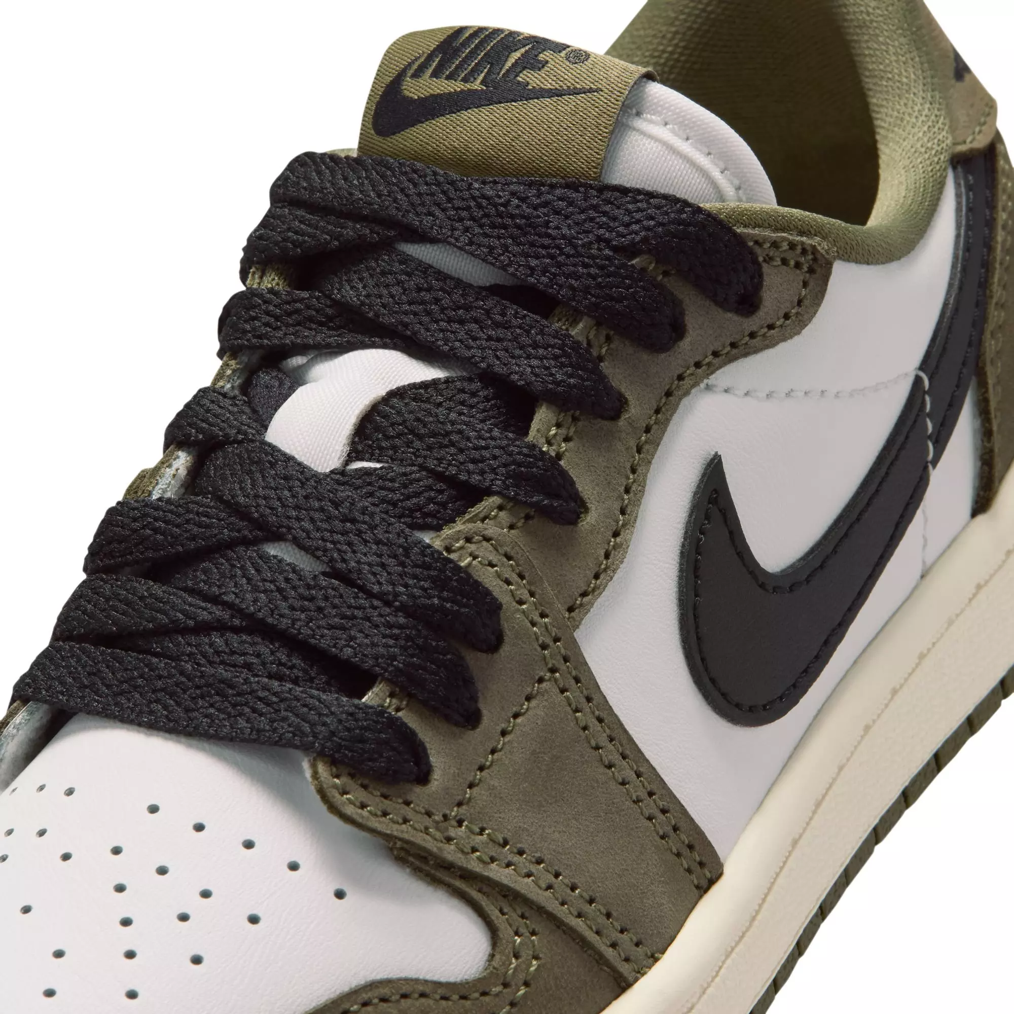 Jordan 1 Retro Low &ldquo;Medium Olive&rdquo; Preschool Kids' Shoe - MEDIUM OLIVE/BLACK/SUMMIT WHITE