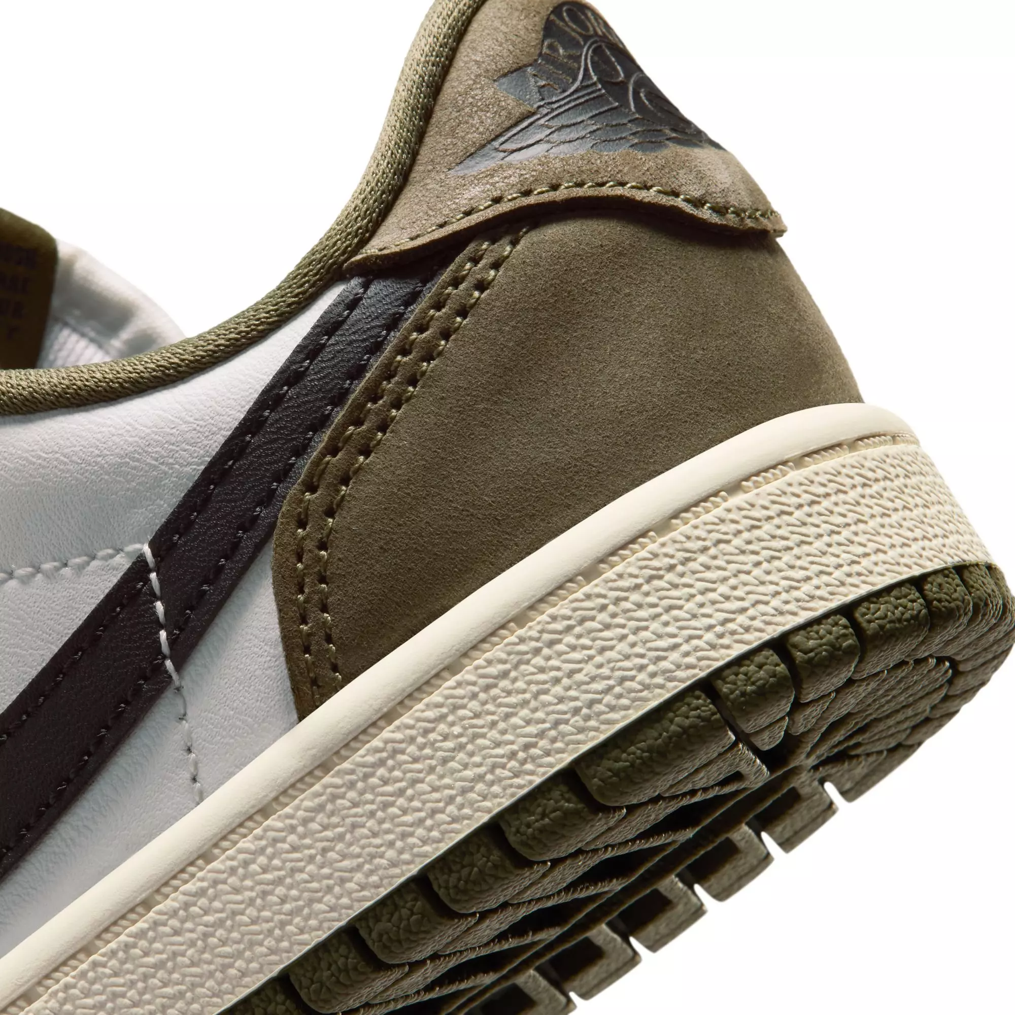 Jordan 1 Retro Low &ldquo;Medium Olive&rdquo; Preschool Kids' Shoe - MEDIUM OLIVE/BLACK/SUMMIT WHITE