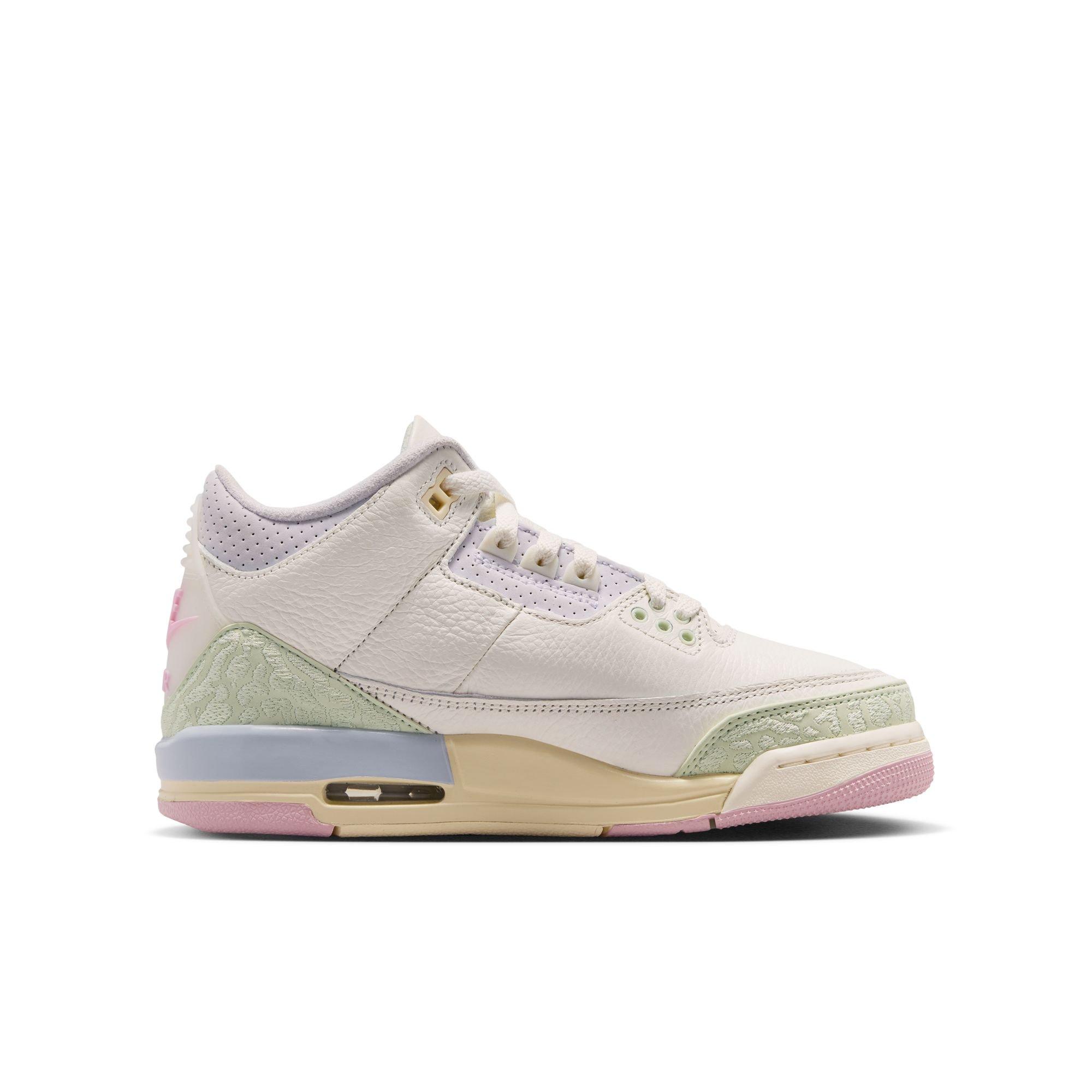 Jordan 3 Retro &ldquo;Spring Is in the Air&rdquo; Grade School Kids' Shoe - SAIL/AURA/JADE AURA/IRIS WHISPER Thumbnail View 3