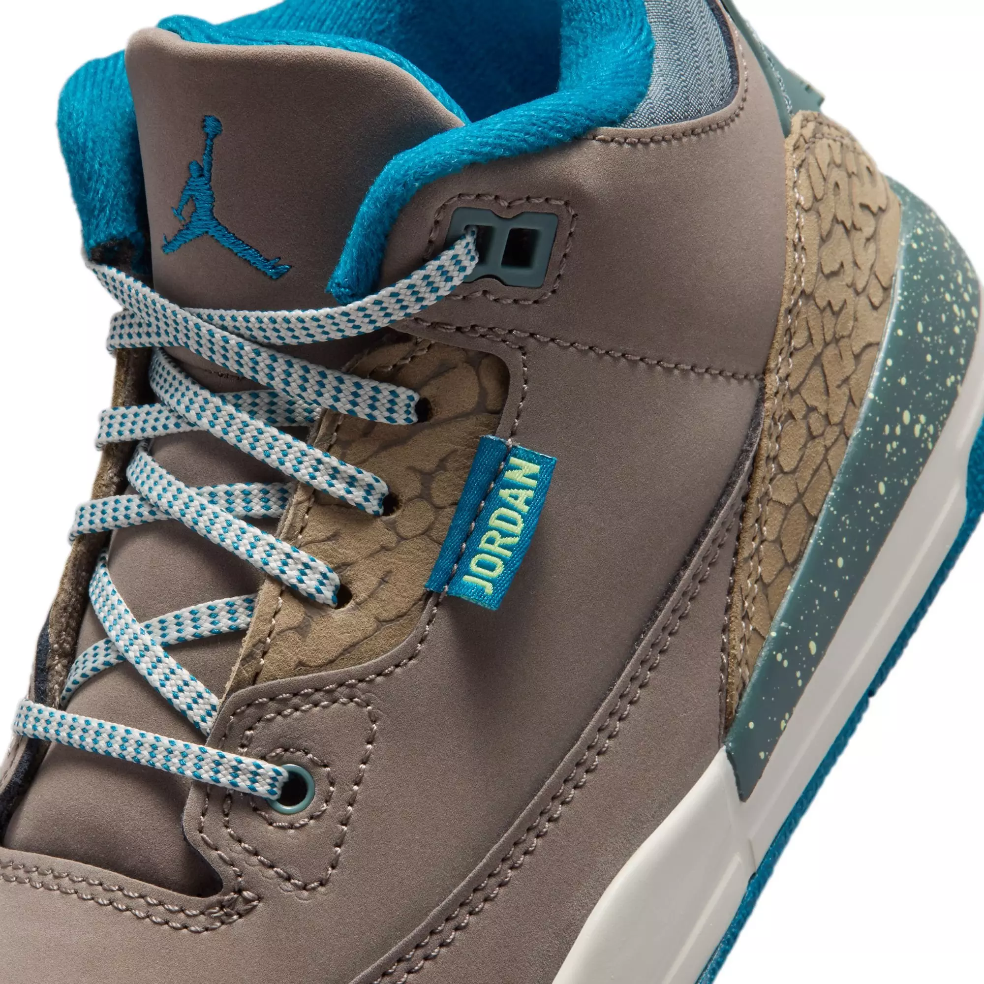 Jordan 3 Retro "Olive Grey" Preschool Kids' Shoe - OLIVE GREY/GREEN ABYSS/KHAKI