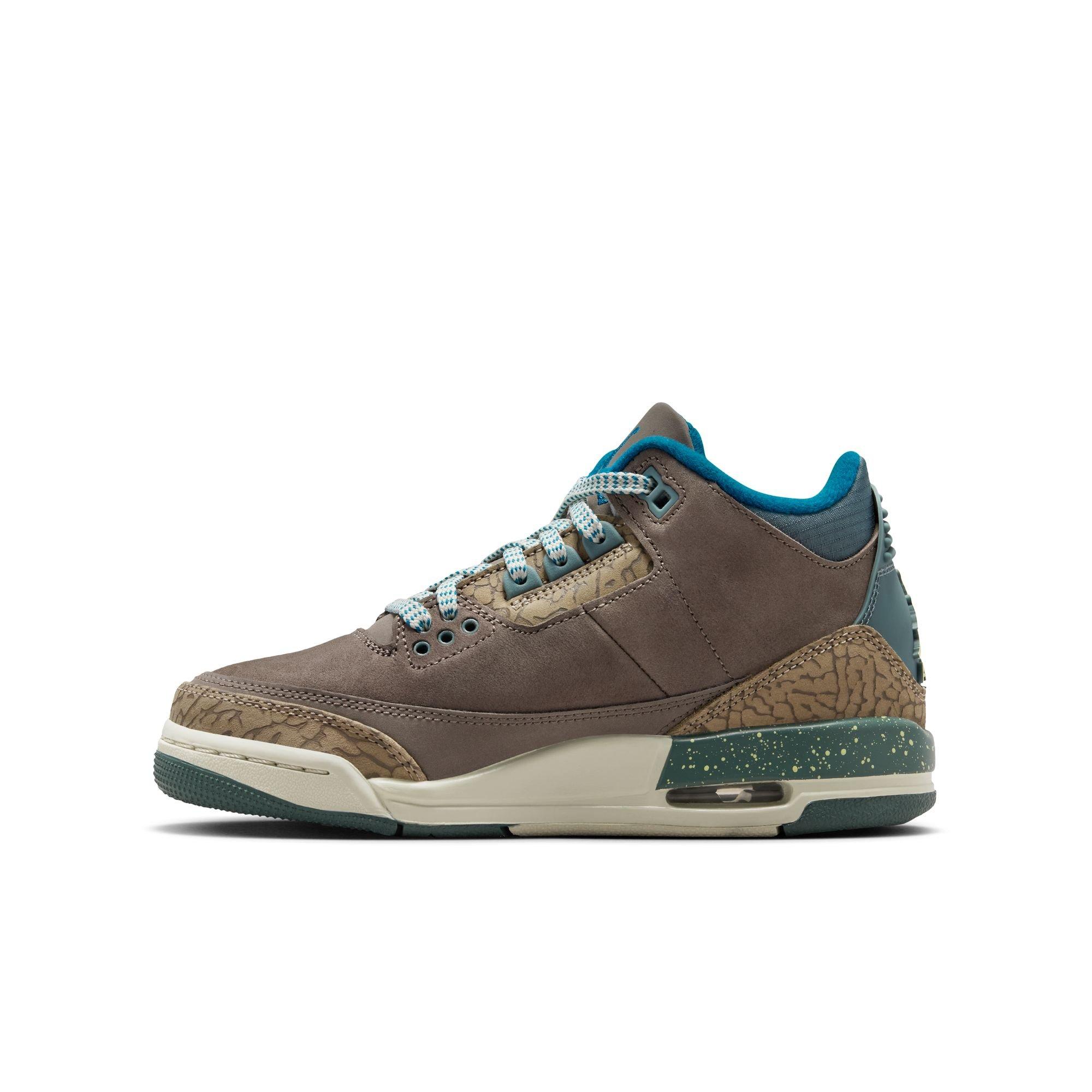 Jordan 3 Retro "Olive Grey" Grade School Kids' Shoe - OLIVE GREY/GREEN ABYSS/KHAKI Thumbnail View 12