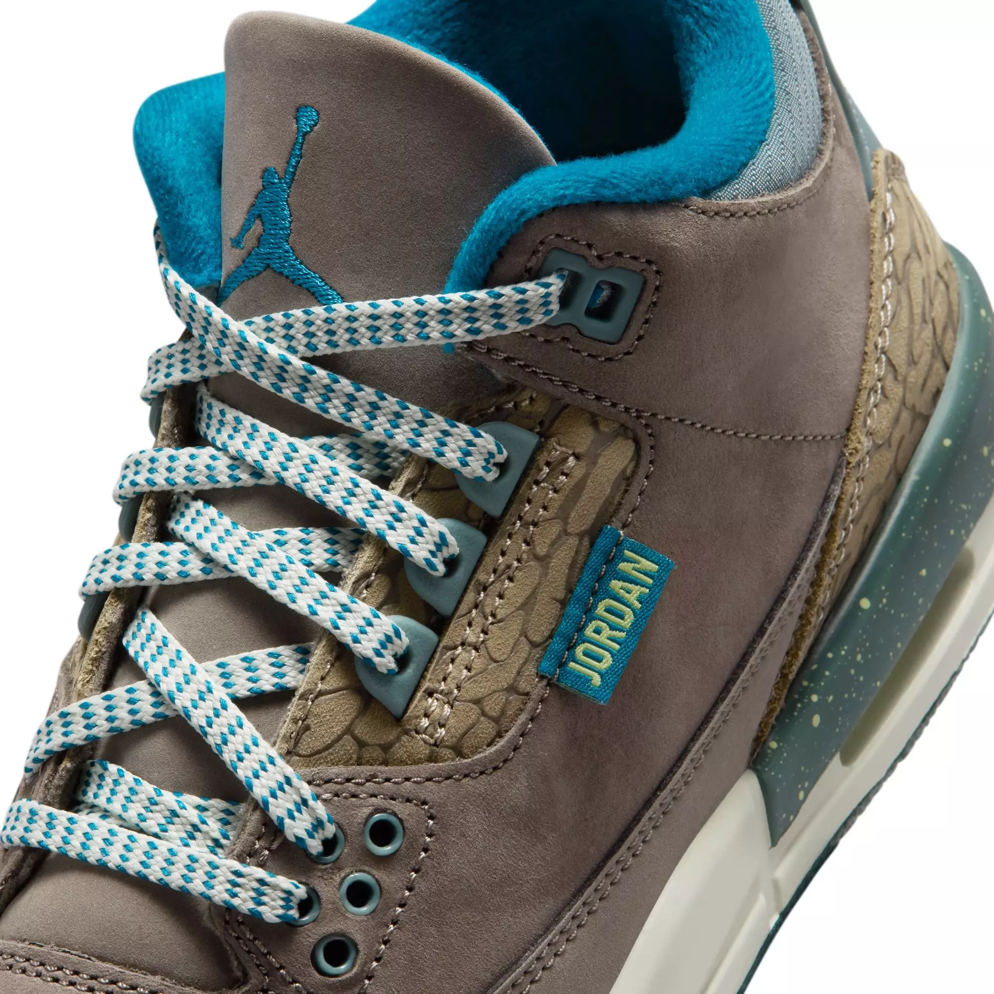 Jordan 3 Retro "Olive Grey" Grade School Kids' Shoe - OLIVE GREY/GREEN ABYSS/KHAKI