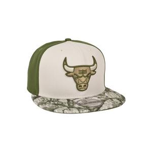 New Era Chicago Bulls 9FIFTY Air Joran 3 Retro Snapback Hat-Green