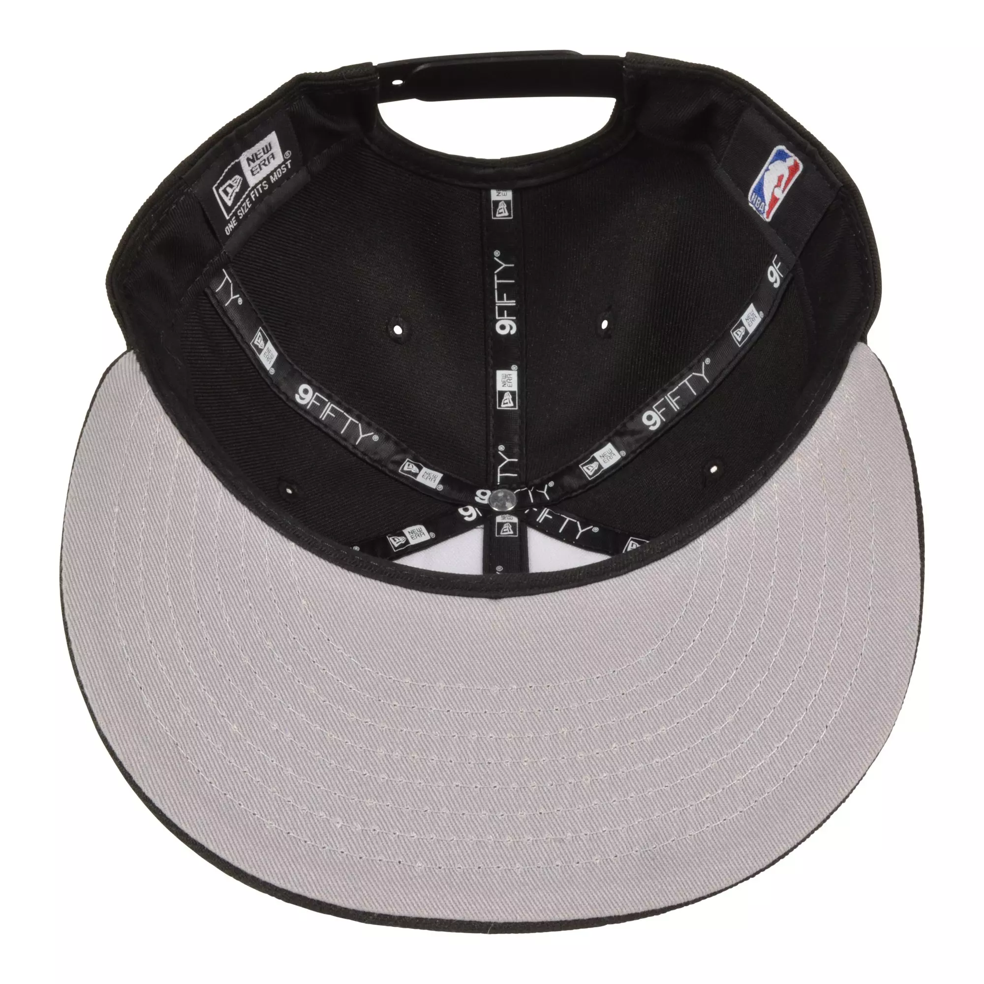 New Era Chicago Bulls 9FIFTY Taxi 12 Proof Snapback Hat-White/Black