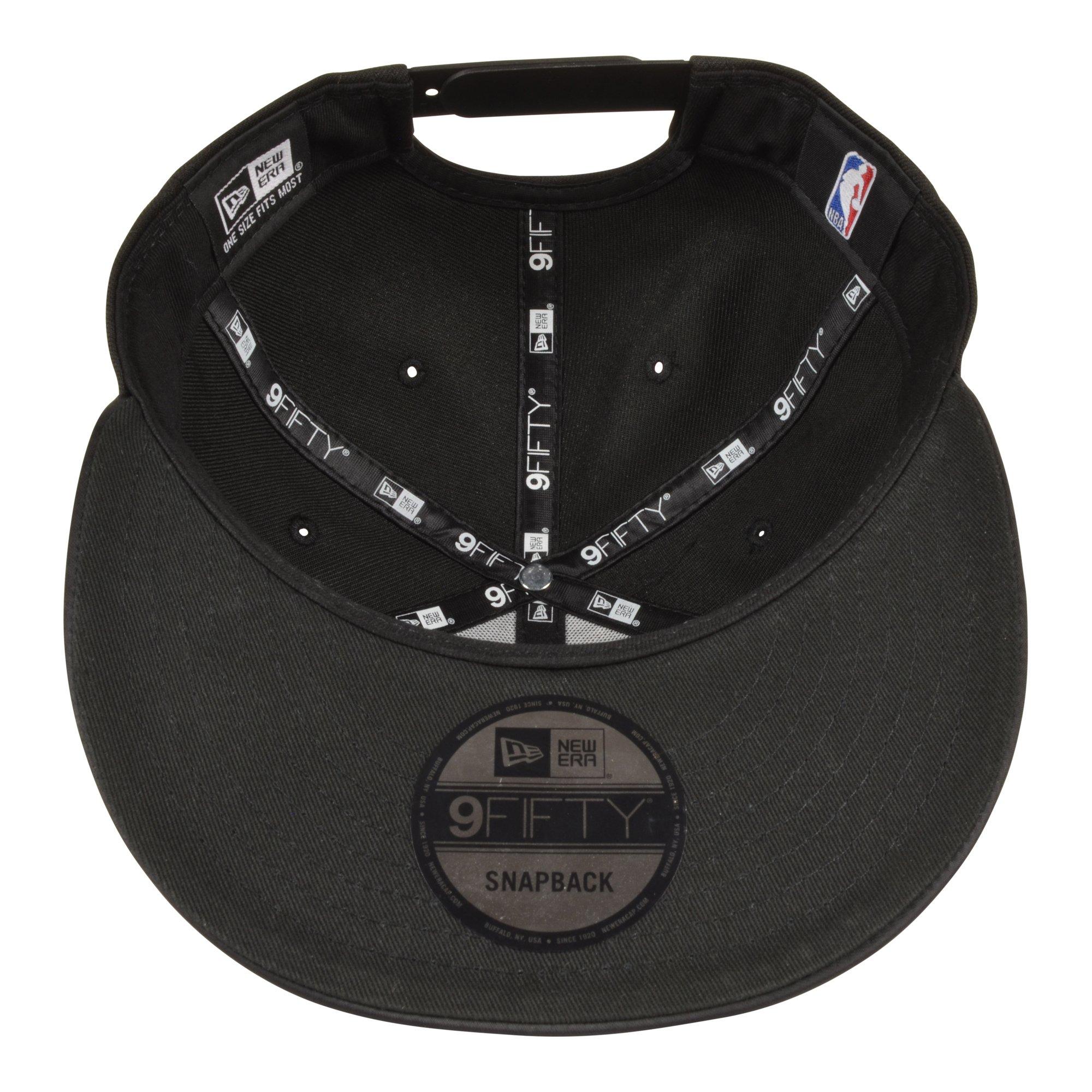 New Era Chicago Bulls 9FIFTY Black Cat Air Jordan 4 Black Snapback Hat