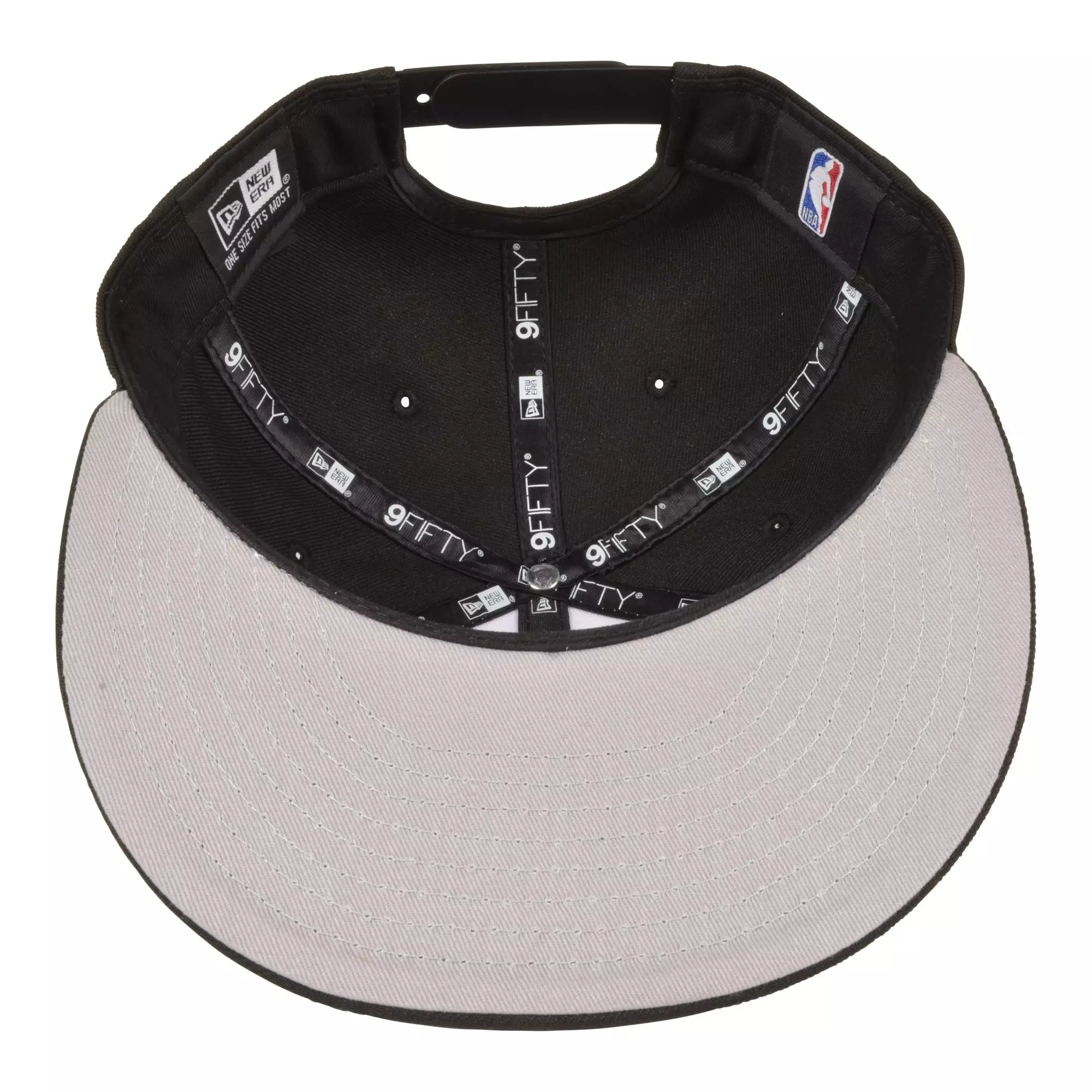 New Era Chicago Bulls 9FIFTY Taxi 12 Snapback Hat-White/Black