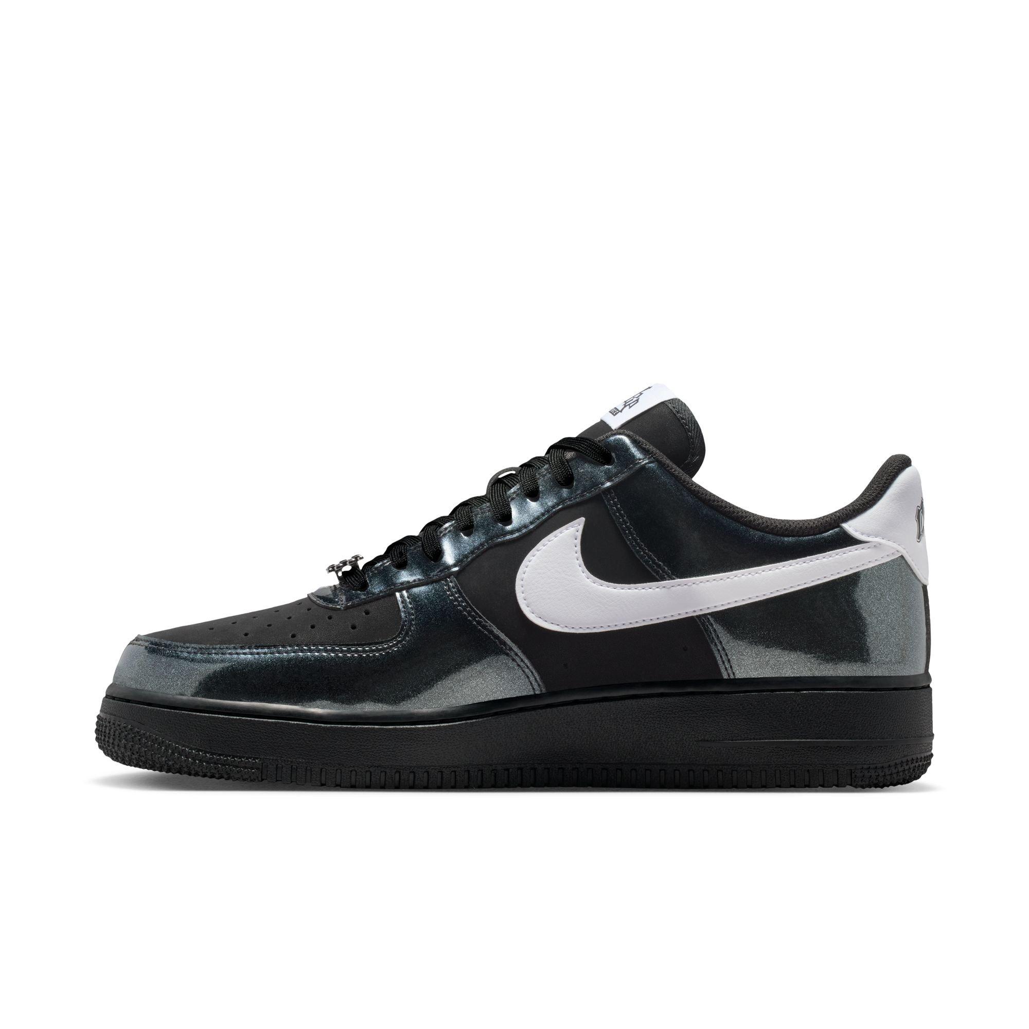 Nike Air Force 1 '07 LV8 "Black/White" Men's Shoe - BLACK/WHITE Thumbnail View 4