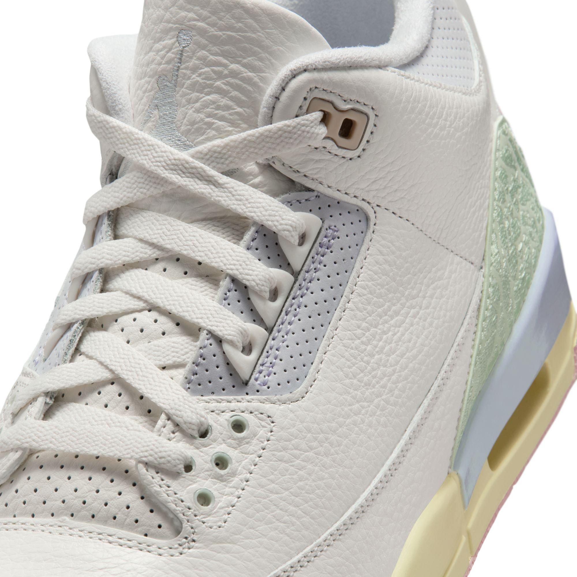 Jordan 3 Retro &ldquo;Spring Is in the Air&rdquo; Men's Shoe - SAIL/AURA/JADE Thumbnail View 5