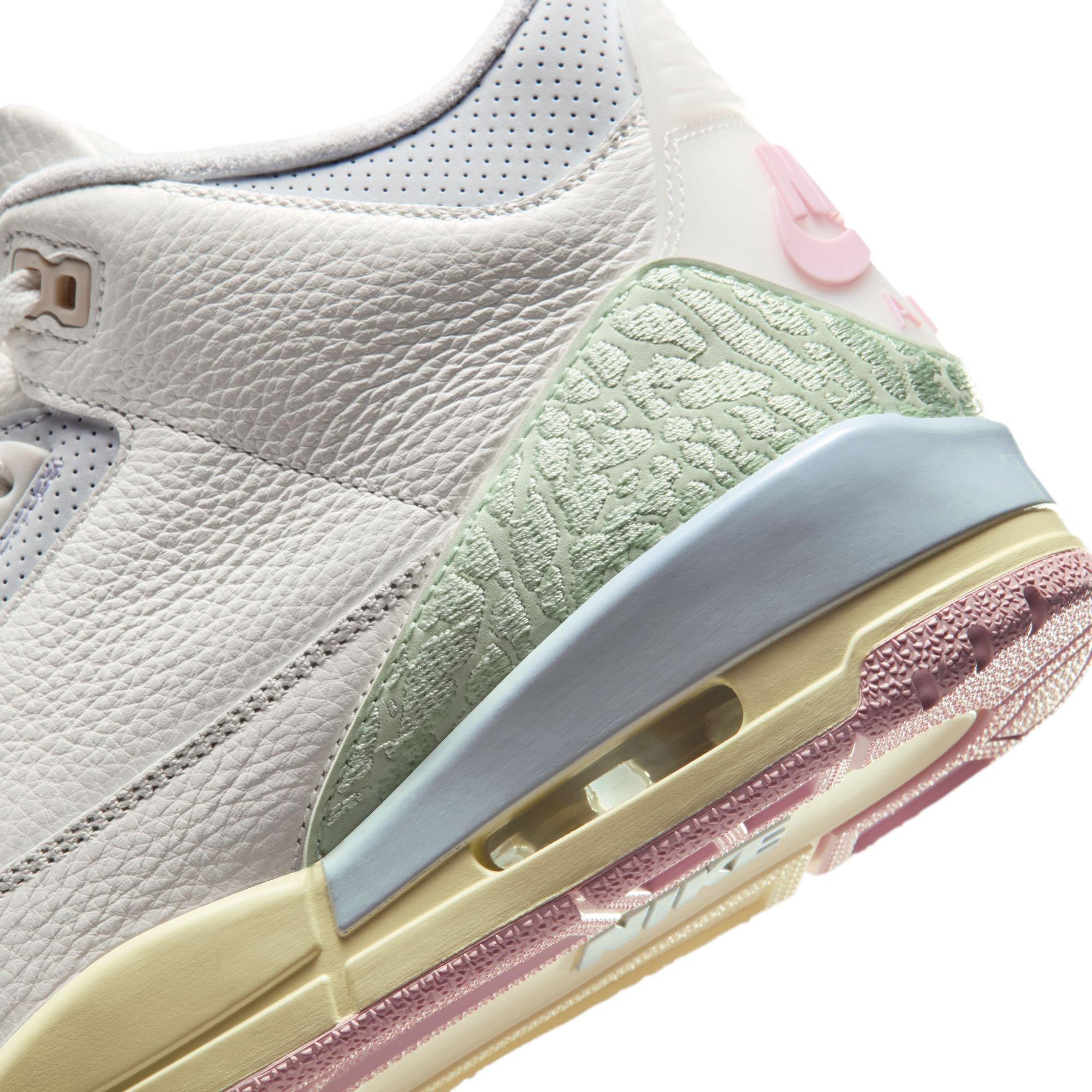 Jordan 3 Retro &ldquo;Spring Is in the Air&rdquo; Men's Shoe - SAIL/AURA/JADE Thumbnail View 6