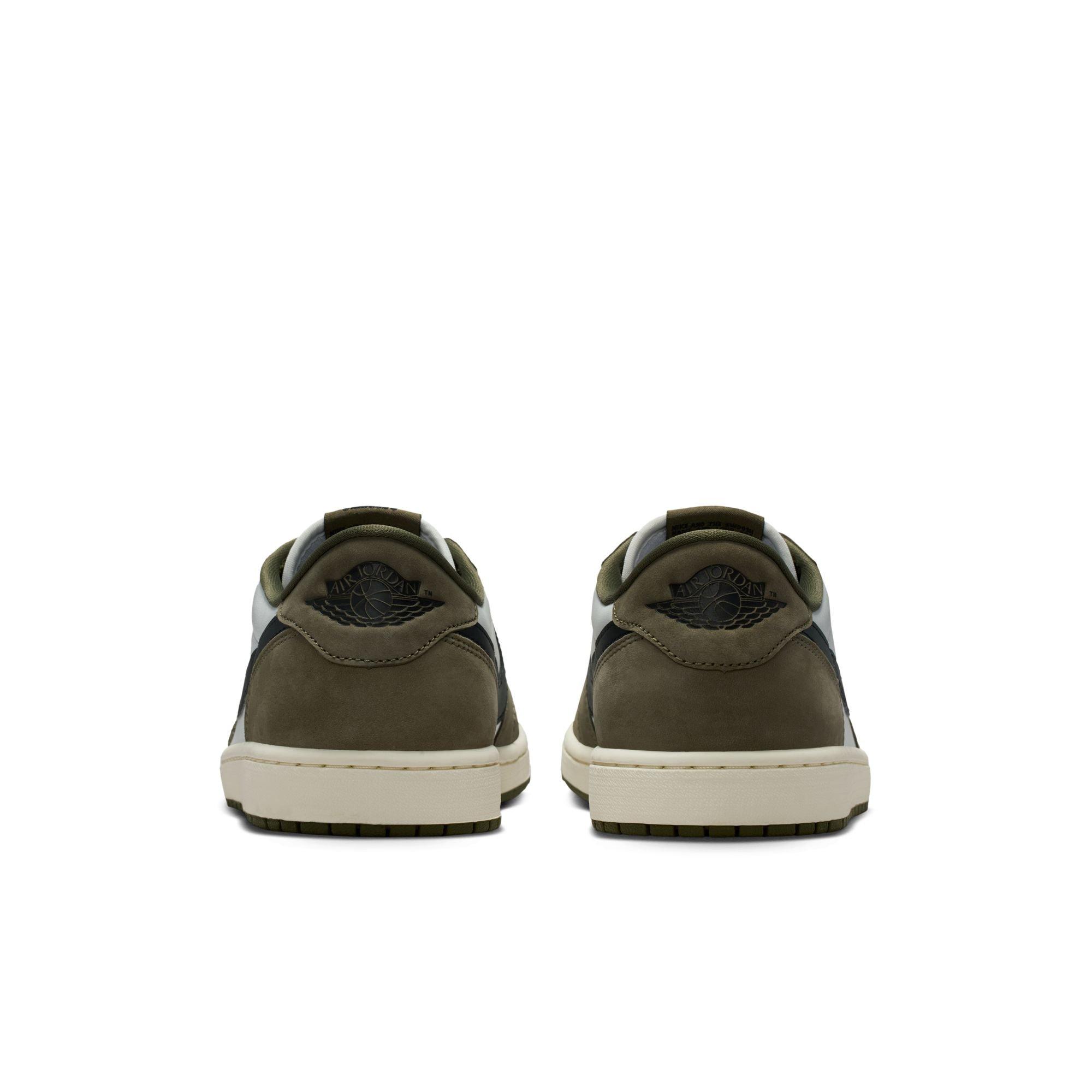 Jordan 1 Retro Low &ldquo;Medium Olive&rdquo; Men's Shoe - MEDIUM OLIVE/BLACK/SUMMIT WHITE Thumbnail View 10
