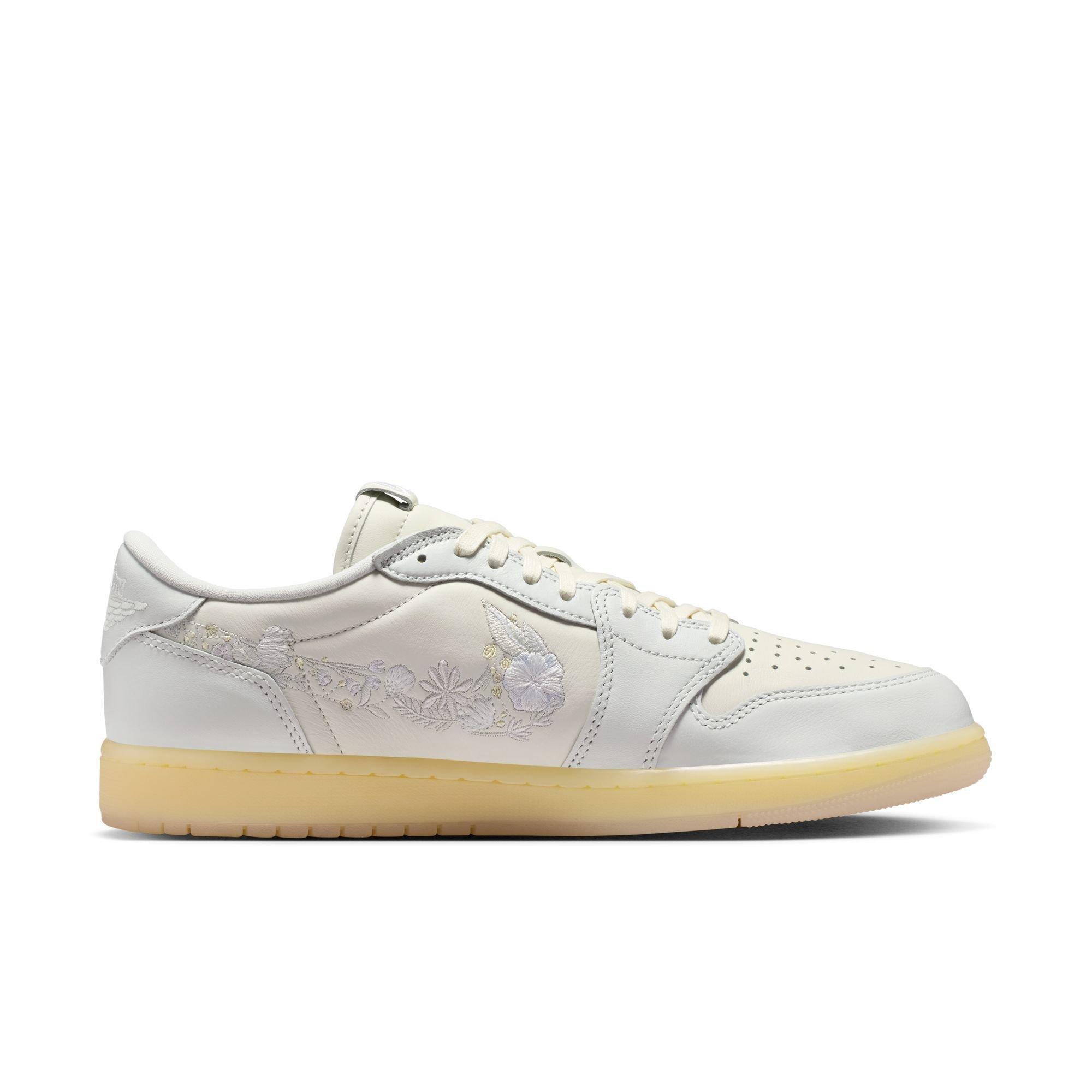 Jordan 1 Retro Low "Floral Swoosh" Men's Shoe - SAIL/OFF WHITE/COCONUT MILK Thumbnail View 3