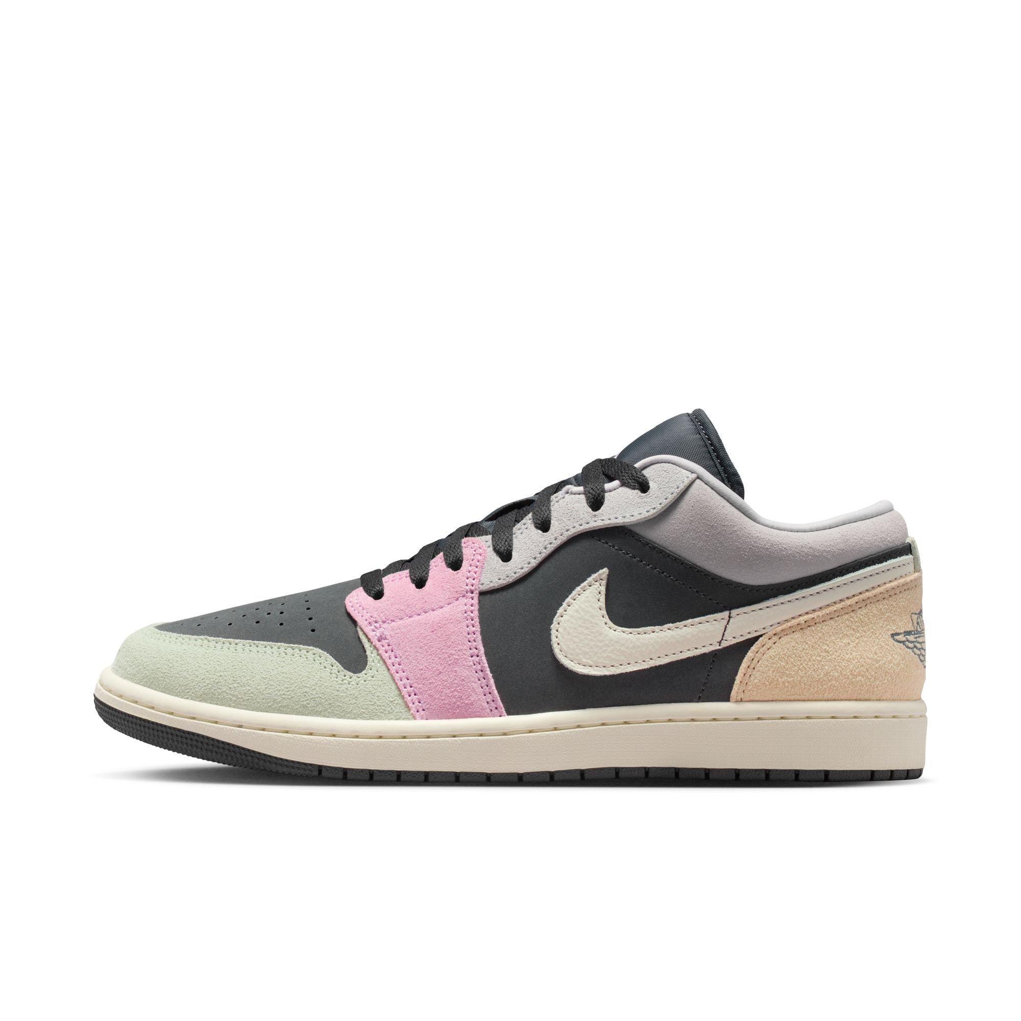 Jordan 1 Low SE "Anthracite/Sail/Muslin/Iris Whisper" Men's Shoe - BLACK/MULTI Thumbnail View 3