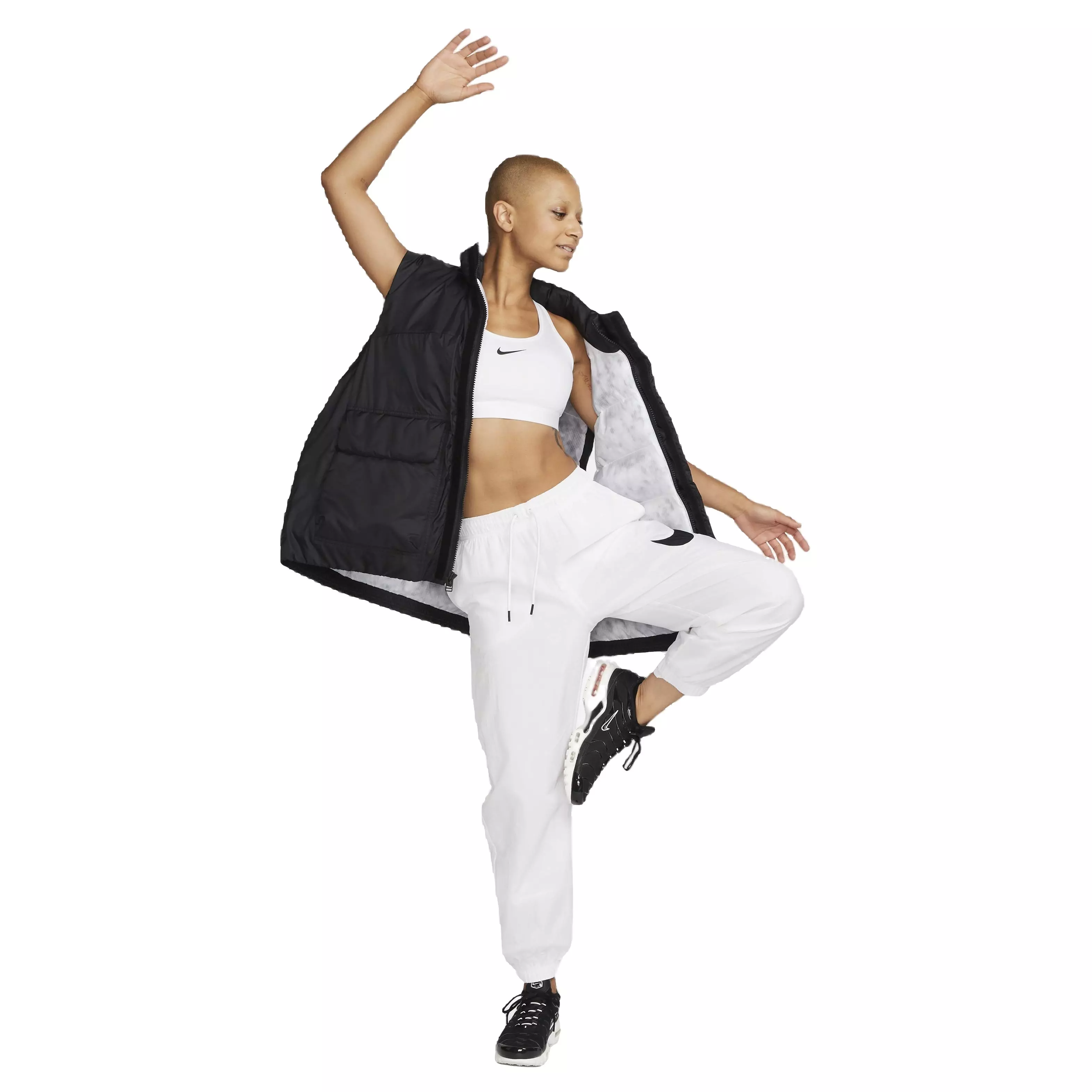 Nike Women's Swoosh Medium Support Padded Sports Bra - RED