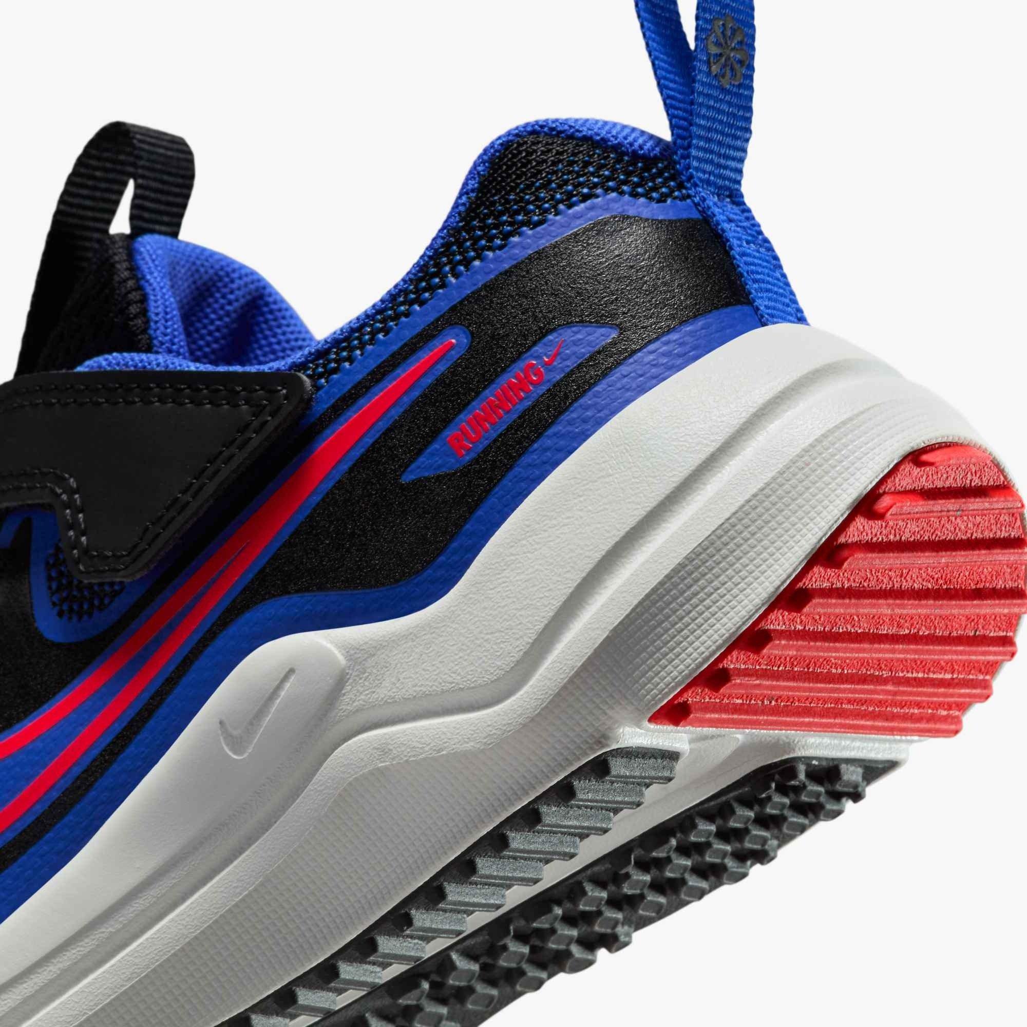 Nike Cosmic Runner "Black/Hyper Royal/Summit White/Bright Crimson" Preschool Boys' Running Shoe - BLACK/ROYAL/WHITE/RED Thumbnail View 7