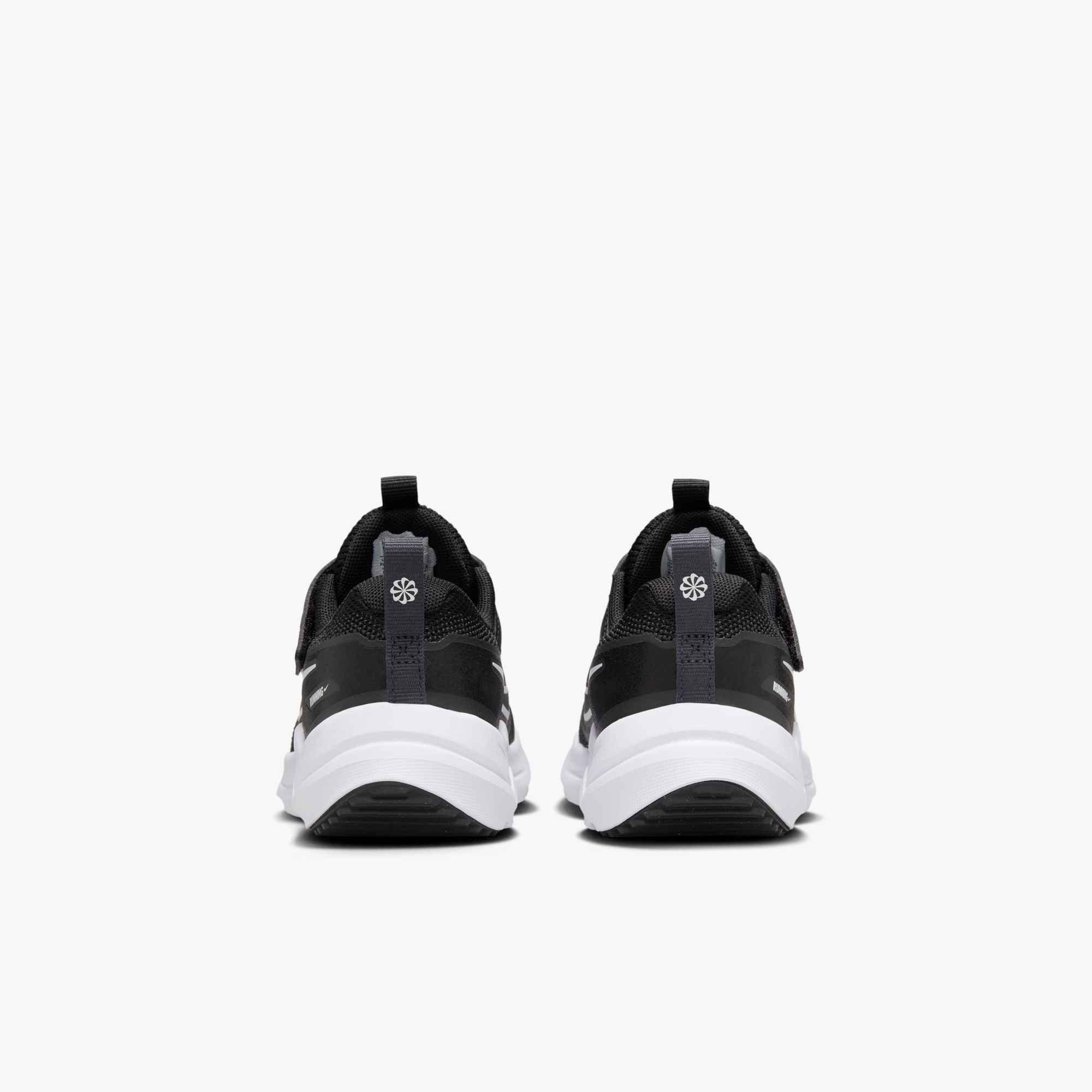Nike Cosmic Runner "Black/Anthracite/White" Preschool Boys' Running Shoe - BLACK/DK GREY/WHITE Thumbnail View 5