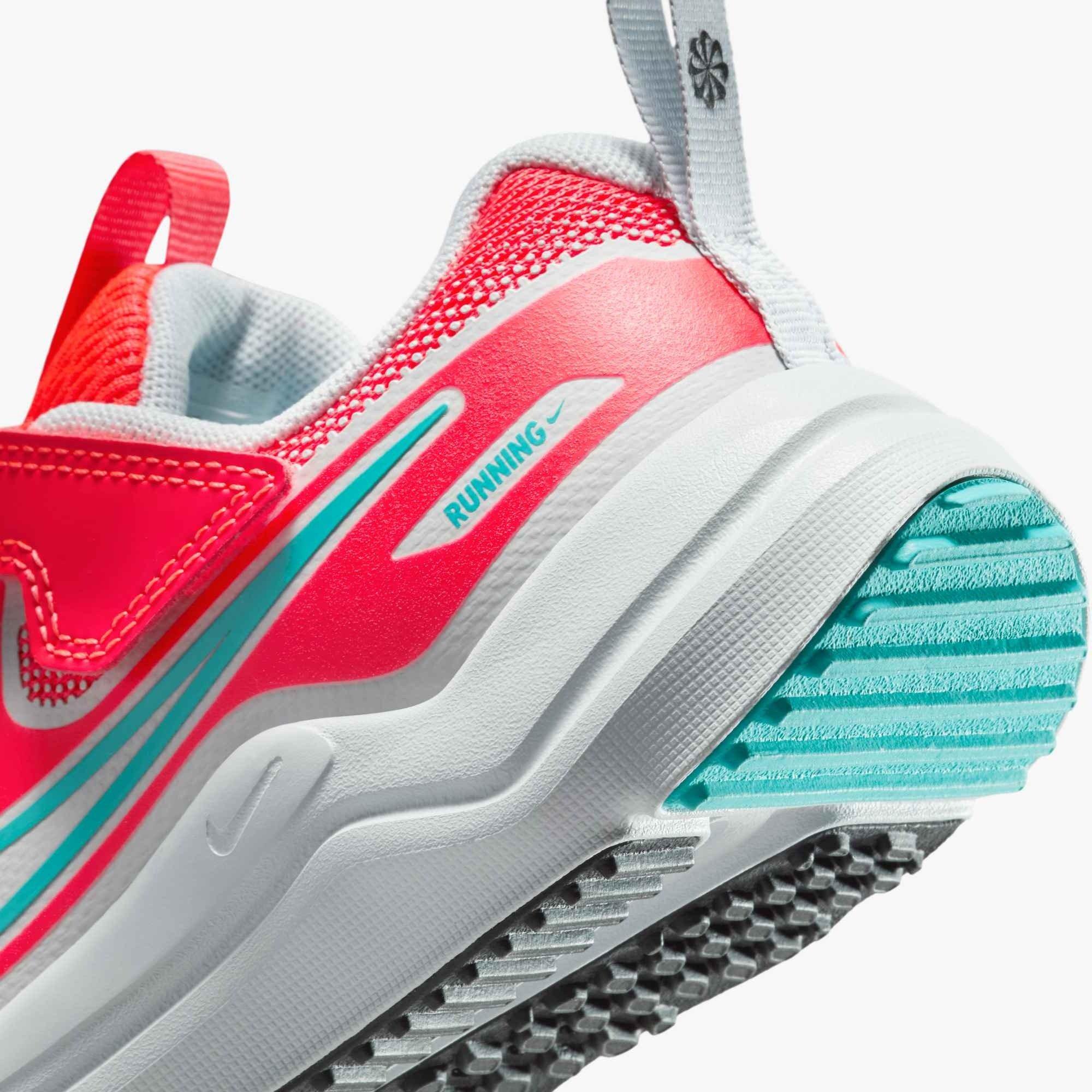 Nike Cosmic Runner "Bright Crimson/Pure Platinum/Black/Dusty Cactus" Preschool Boys' Running Shoe - CRIMSON/WHITE/TURQUOISE Thumbnail View 7